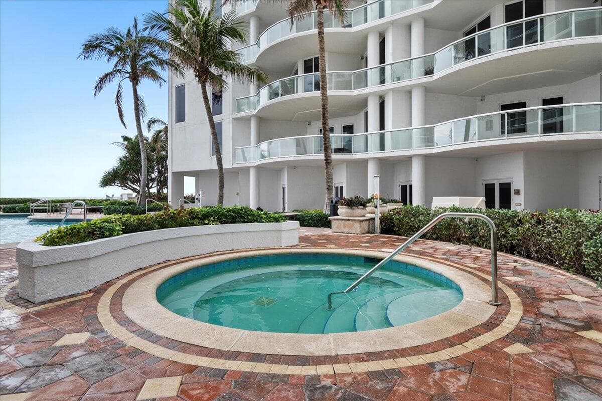 4600 N Ocean Drive 701, Singer Island, FL 33404 — photo 48 of 69