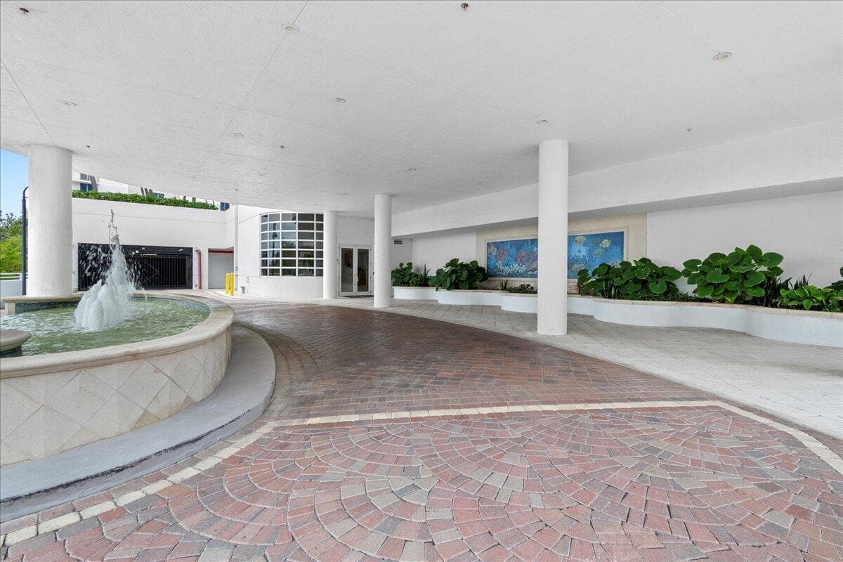 4600 N Ocean Drive 701, Singer Island, FL 33404 — photo 36 of 69