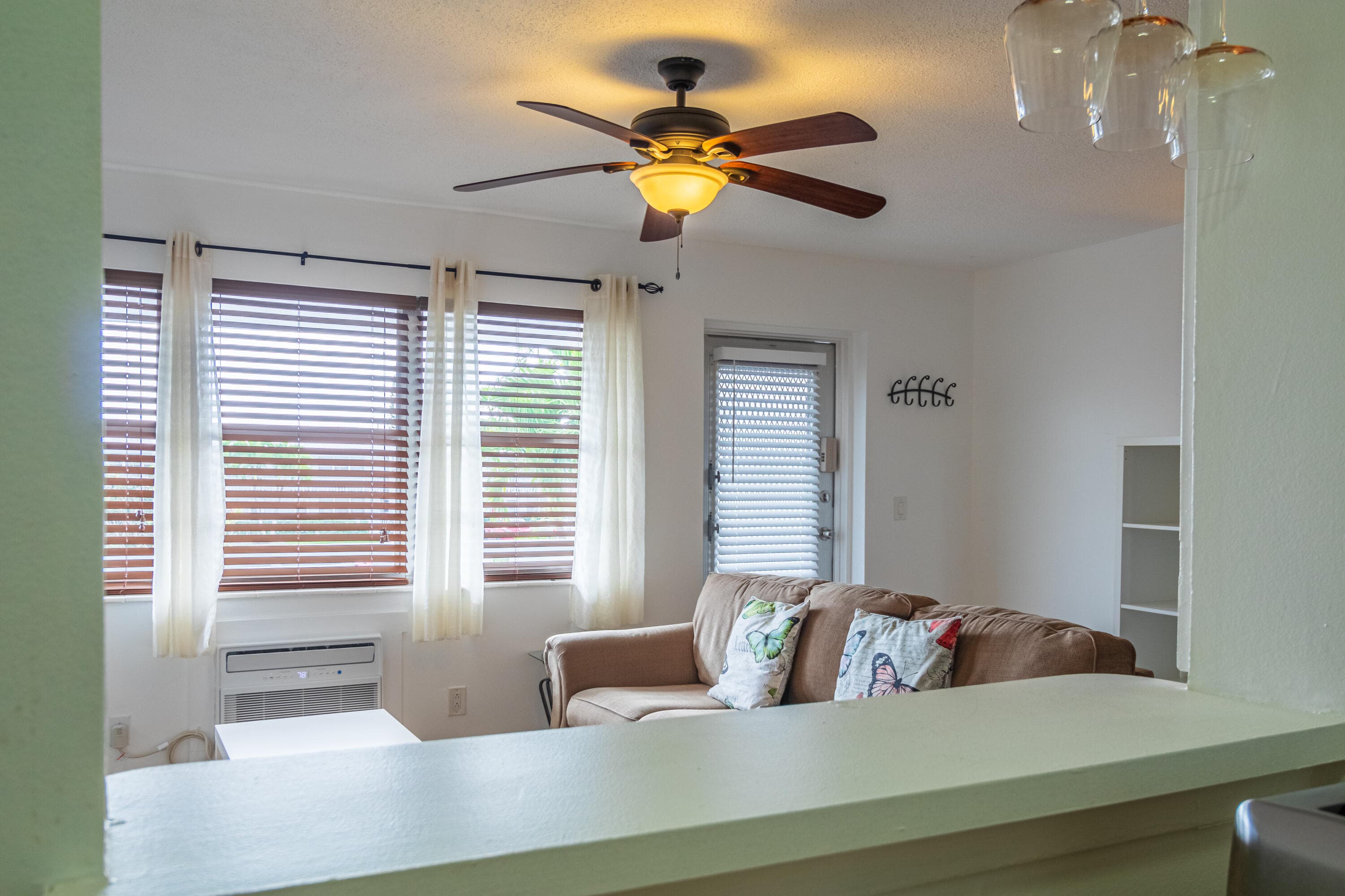 120 Northampton F, West Palm Beach, FL 33417 — photo 18 of 28