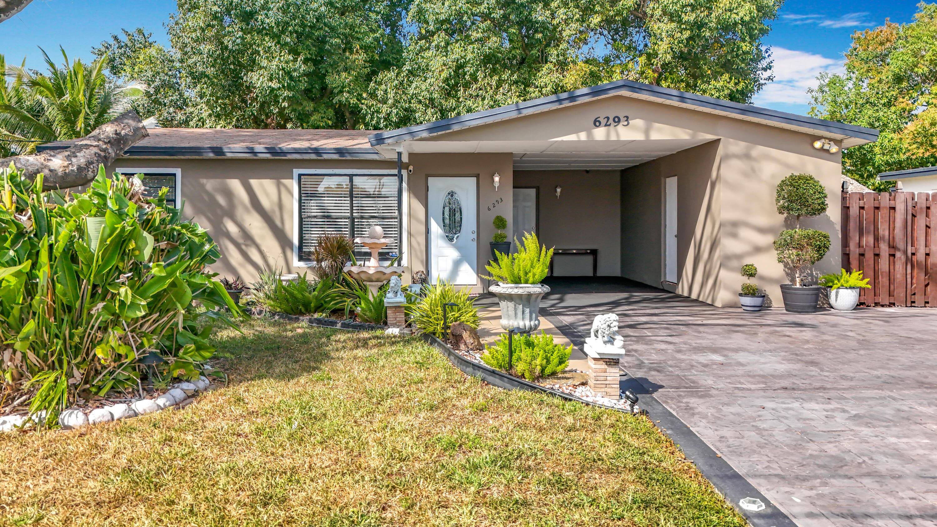 6293 NW 27th Street, Margate, FL 33063 — photo 3 of 41