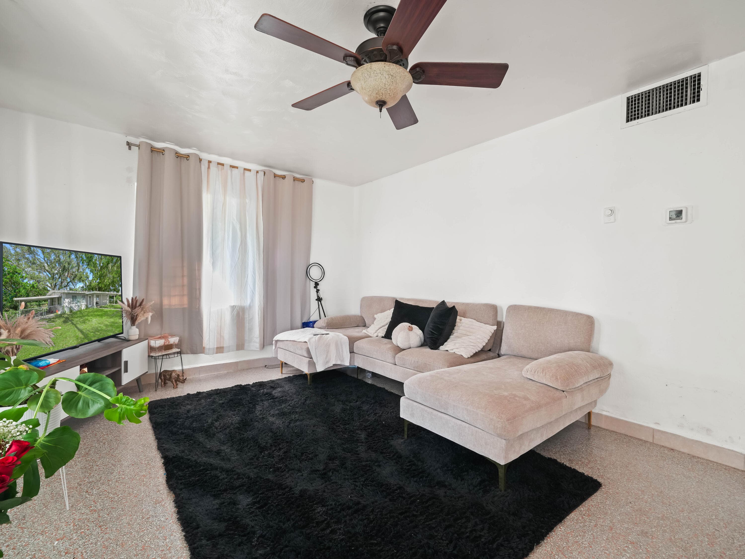 657 Ave C SW, Winter Haven, FL 33880 — photo 13 of 50