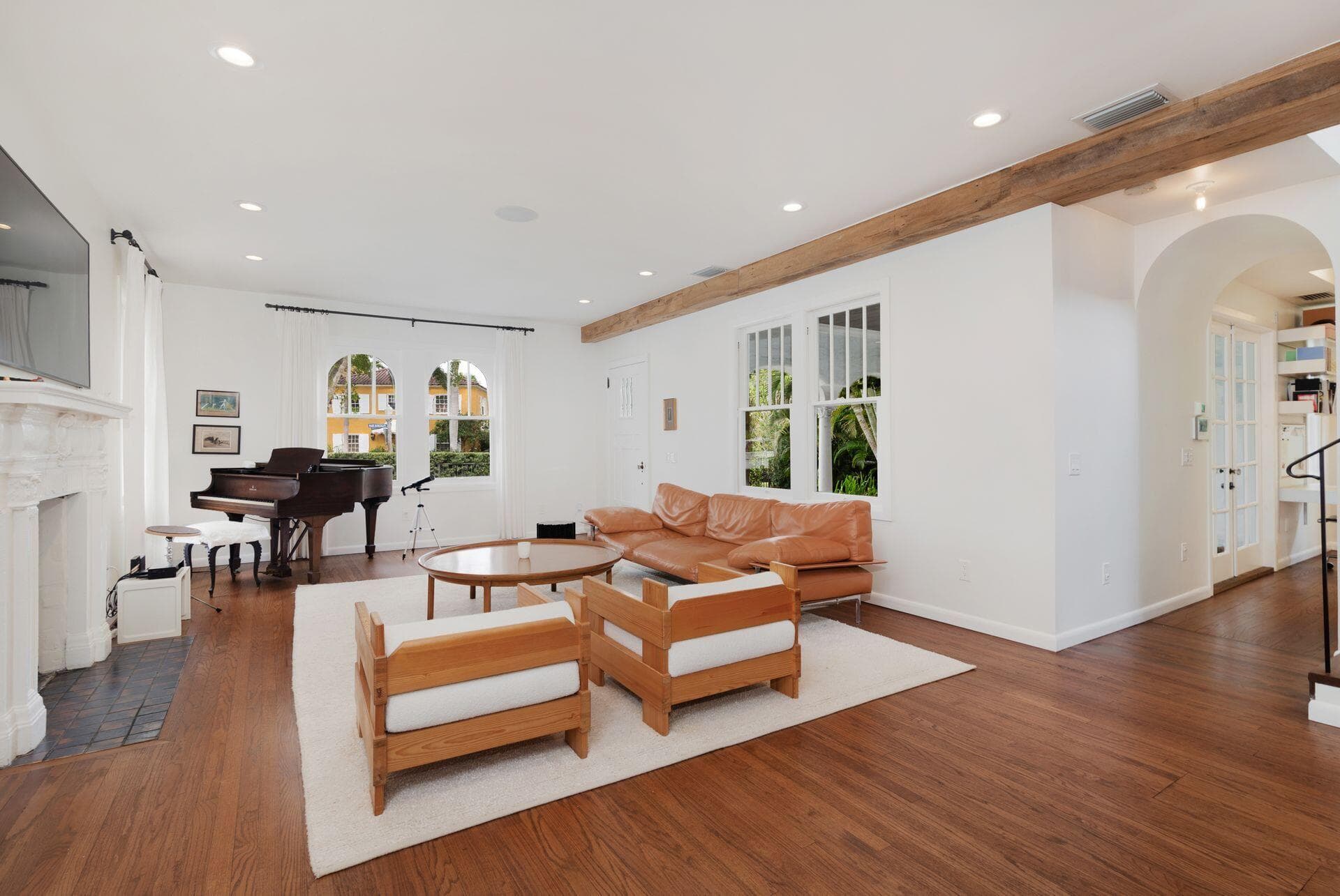 306 Marlborough Place, West Palm Beach, FL 33405 — photo 10 of 43