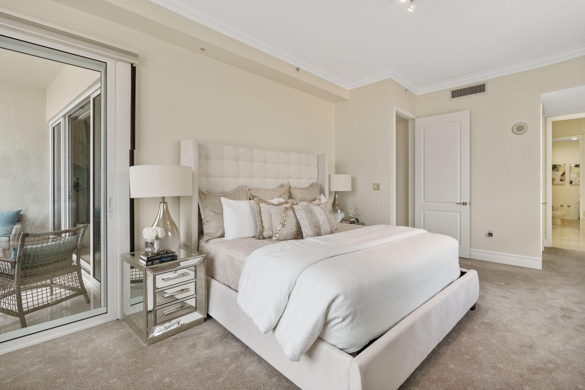 201 S Narcissus Avenue 605, West Palm Beach, FL 33401 — photo 16 of 39