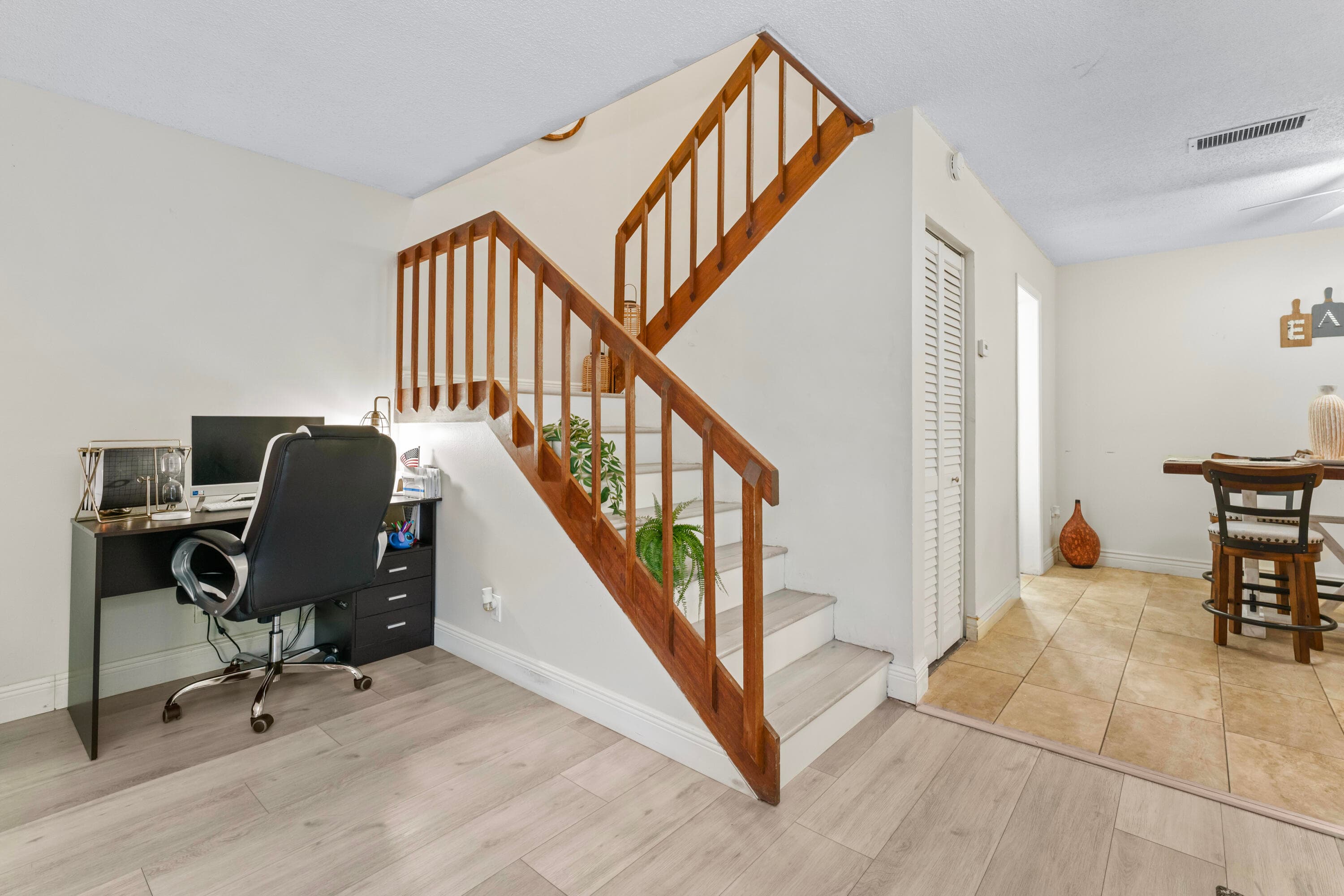 1630 Forest Lakes Circle C, West Palm Beach, FL 33406 — photo 5 of 33
