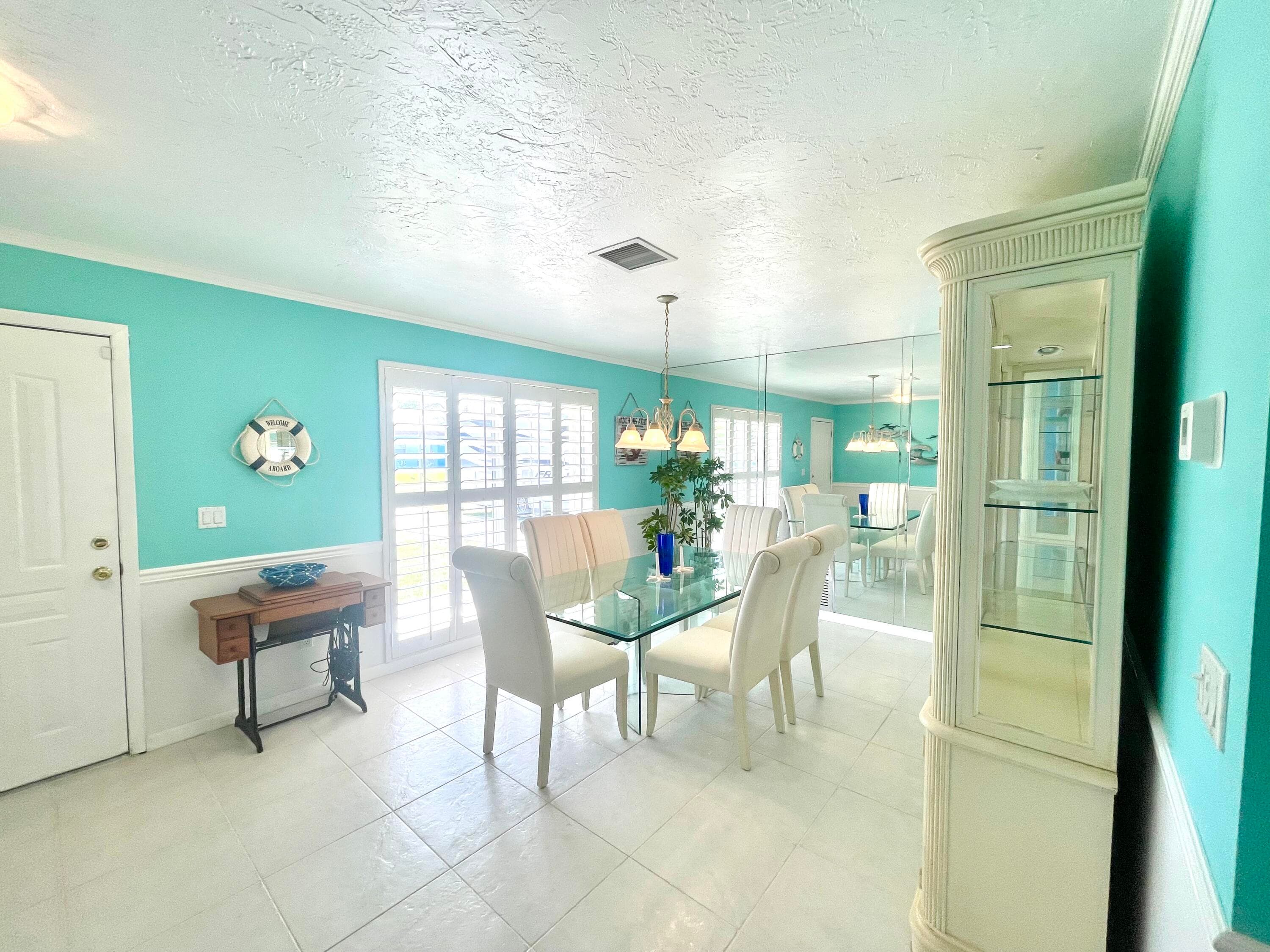 880 SE Degan Drive, Port St. Lucie, FL 34983 — photo 4 of 20
