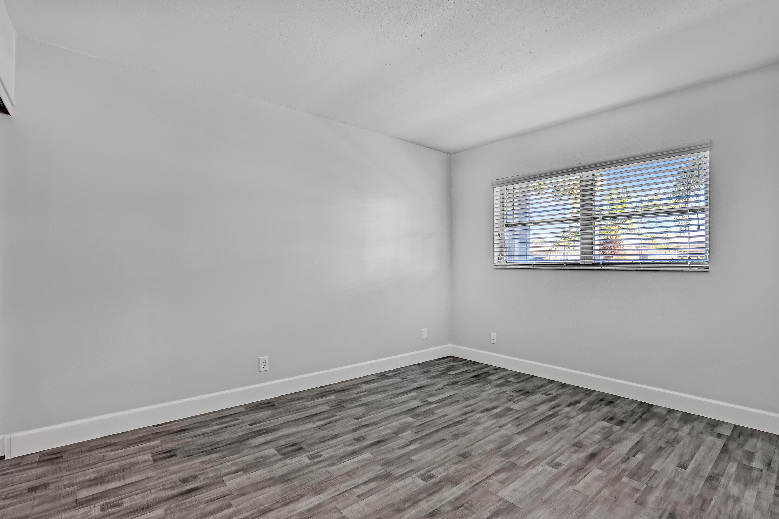 2894 Crosley Drive E G, West Palm Beach, FL 33415 — photo 17 of 47