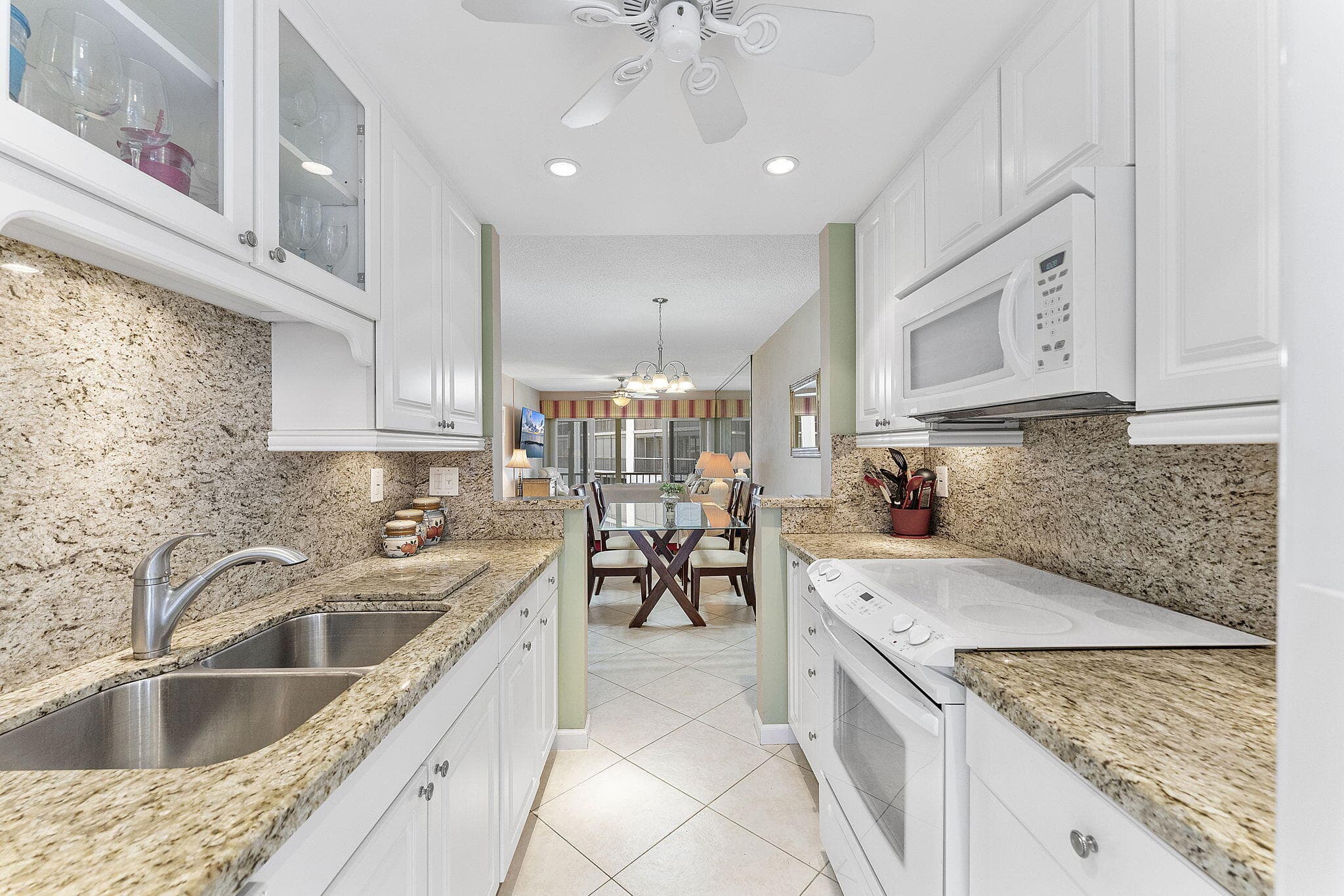 101 NE 19th Avenue 208, Deerfield Beach, FL 33441 — photo 5 of 28