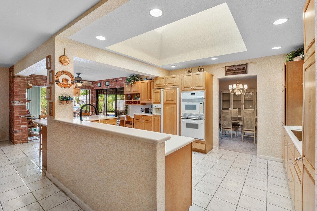 3163 NE 8th Avenue, Boca Raton, FL 33431 — photo 15 of 35