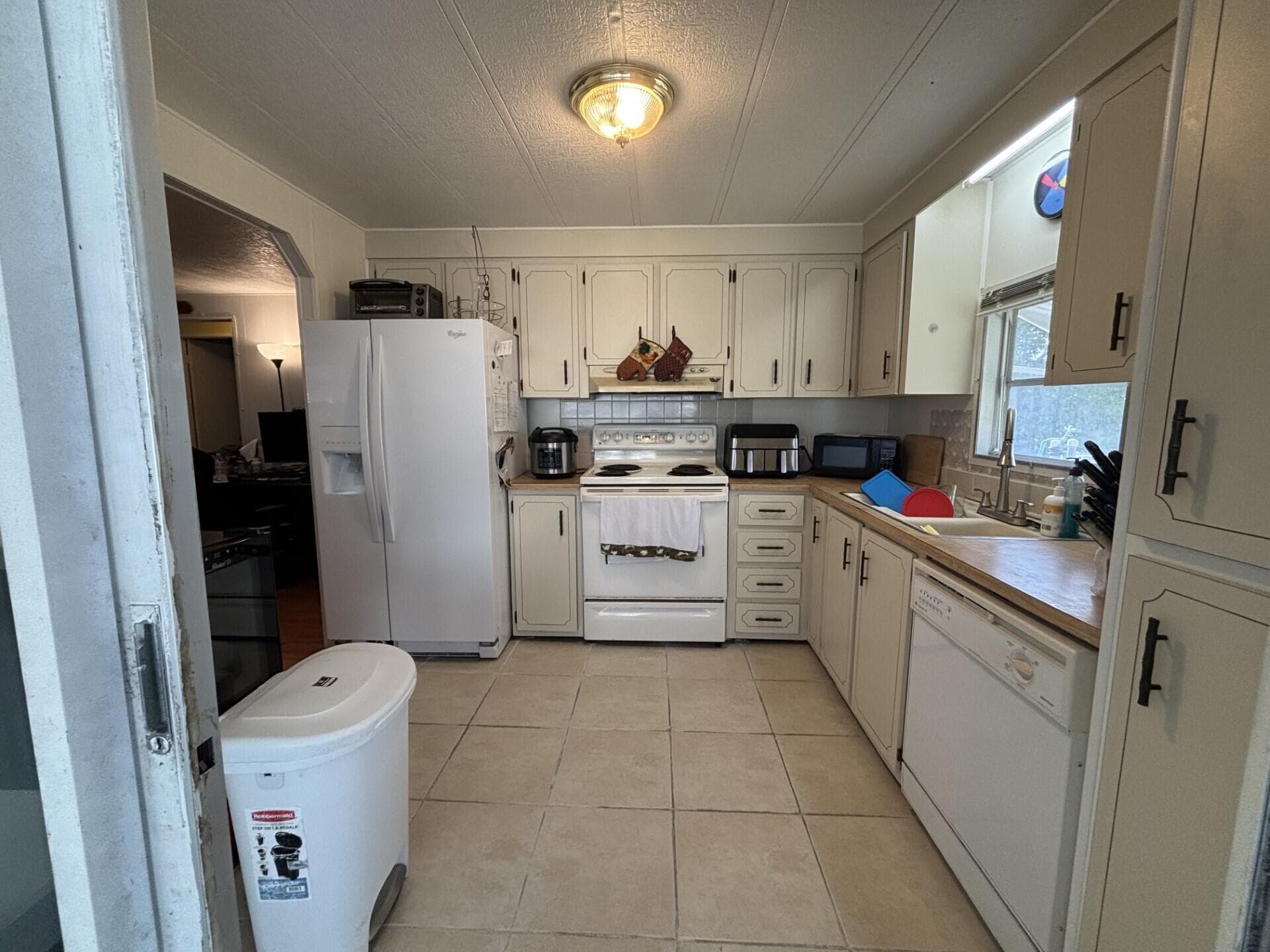 4257 1st Ct, Lot 84, Lake Worth, FL 33462 — photo 14 of 29