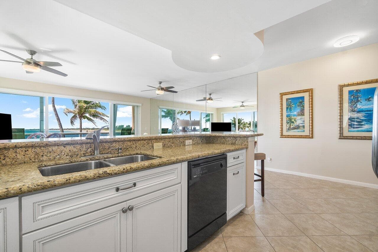 120 Inlet Way 204, Palm Beach Shores, FL 33404 — photo 15 of 27