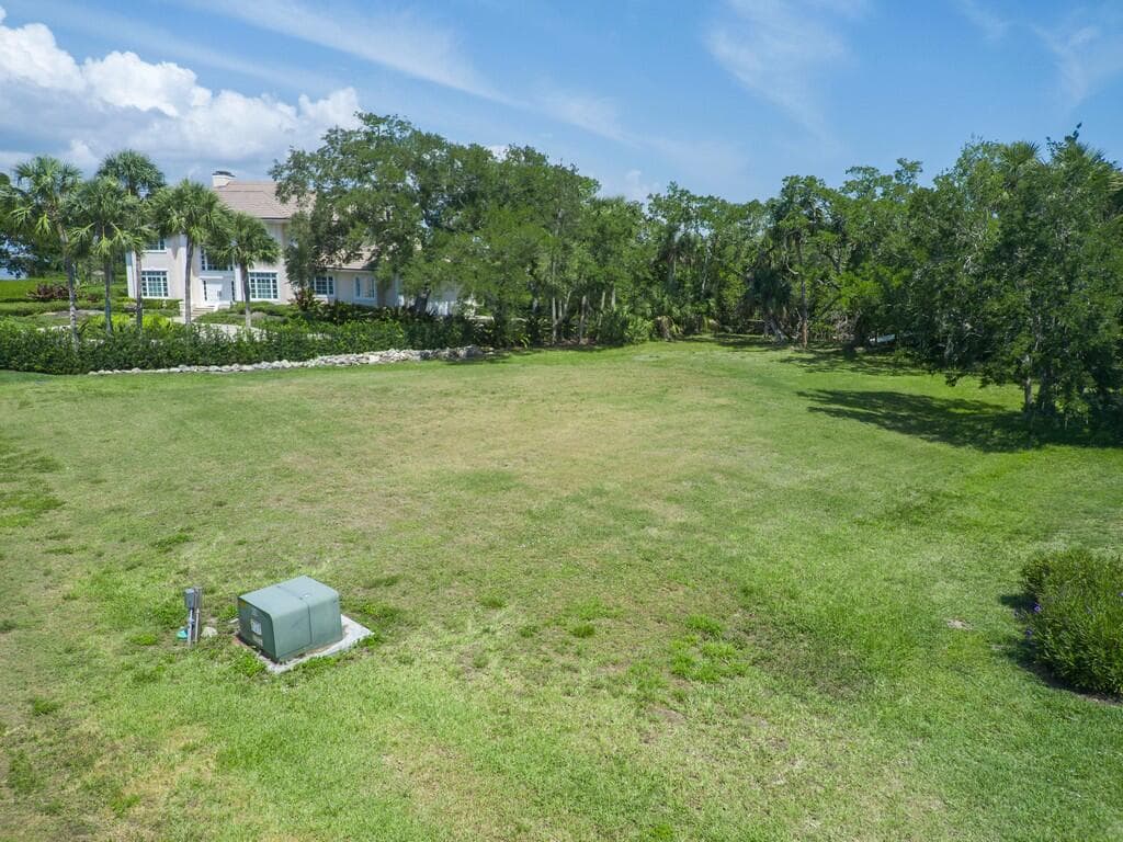 2660 Riverview Court, Vero Beach, FL 32963 — photo 35 of 44