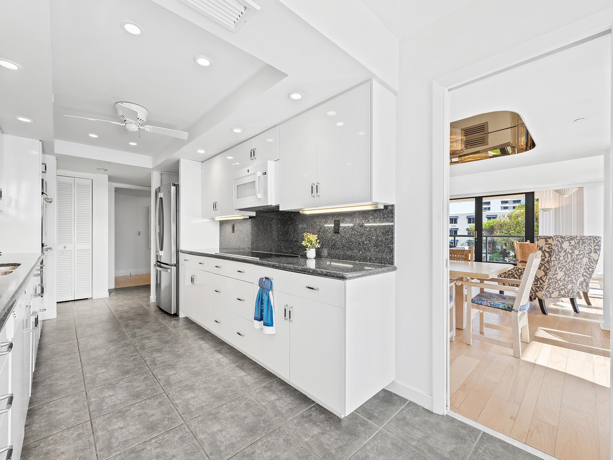 2727 S Ocean Boulevard 304, Highland Beach, FL 33487 — photo 17 of 72