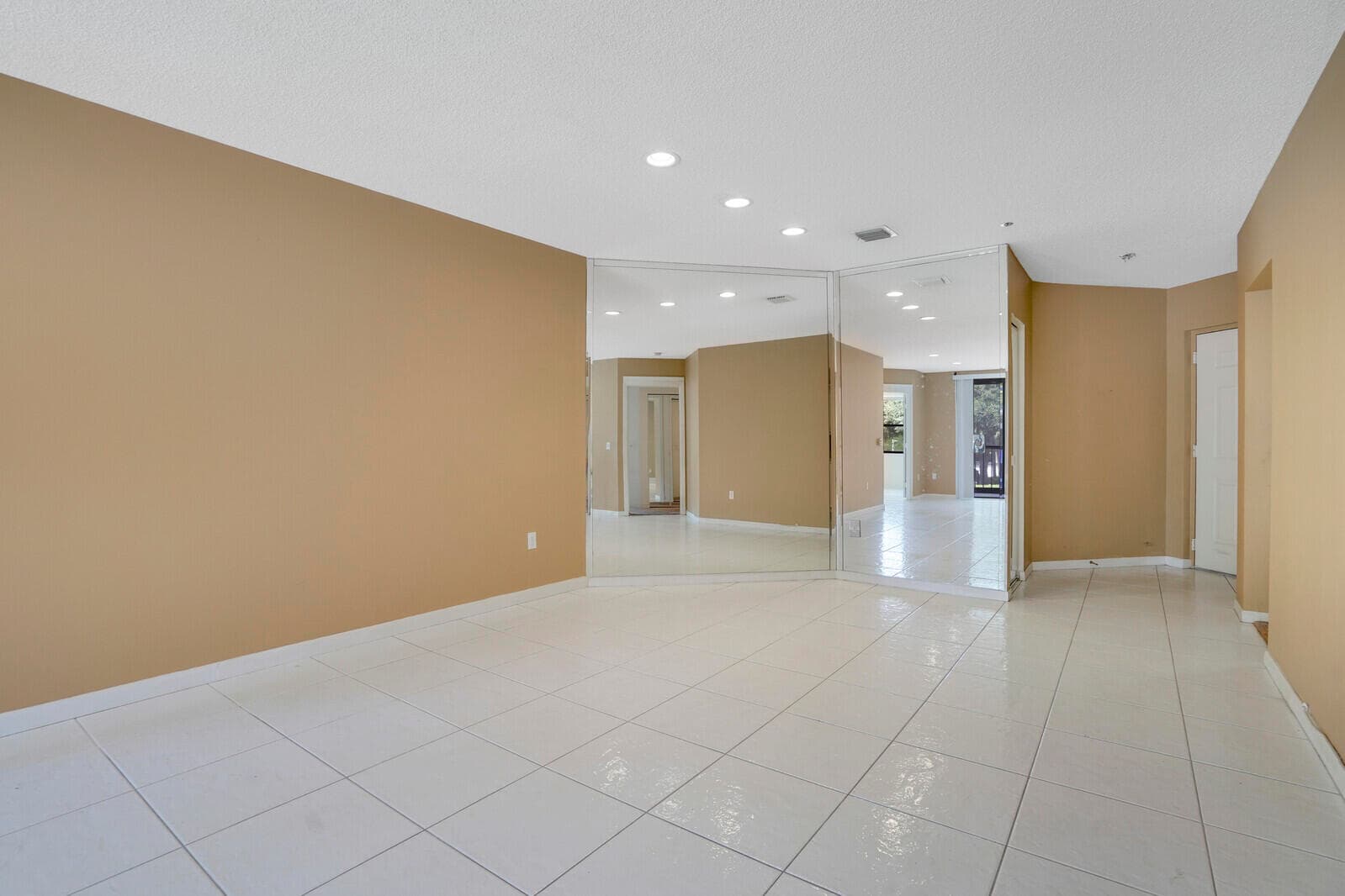 5155 Europa Drive I, Boynton Beach, FL 33437 — photo 9 of 30