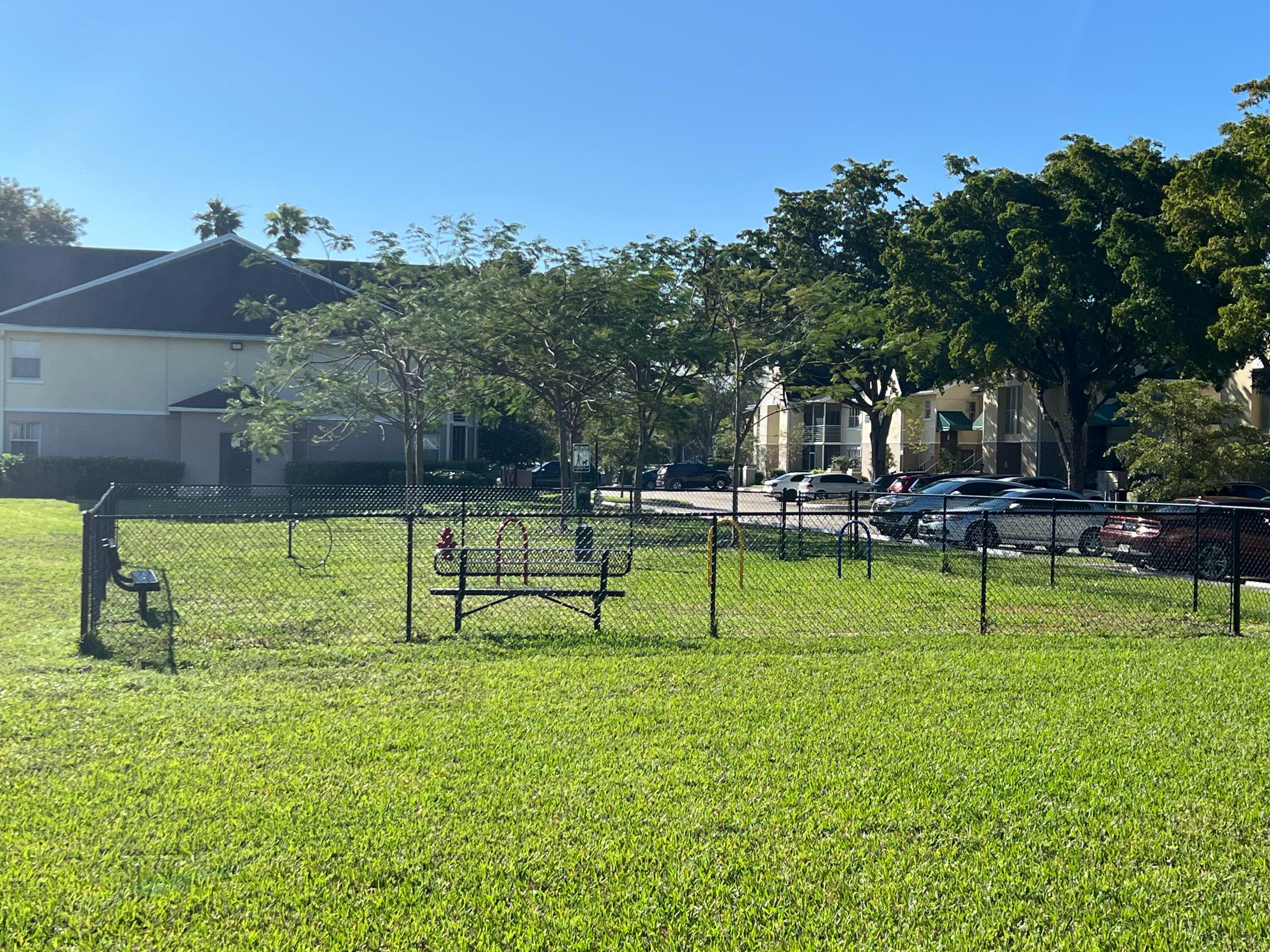 2815 N Course Drive 104, Pompano Beach, FL 33069 — photo 19 of 22
