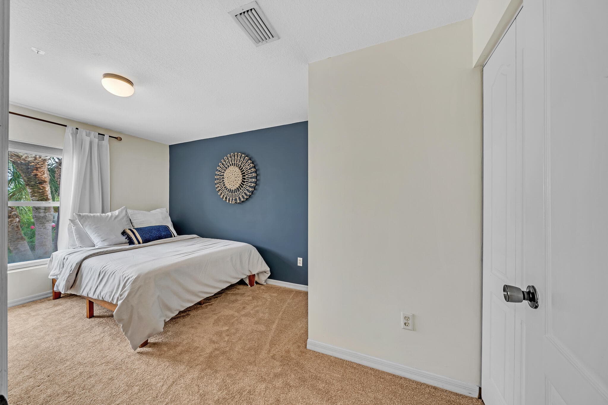 6086 Seminole Gardens Circle, Riviera Beach, FL 33418 — photo 35 of 55