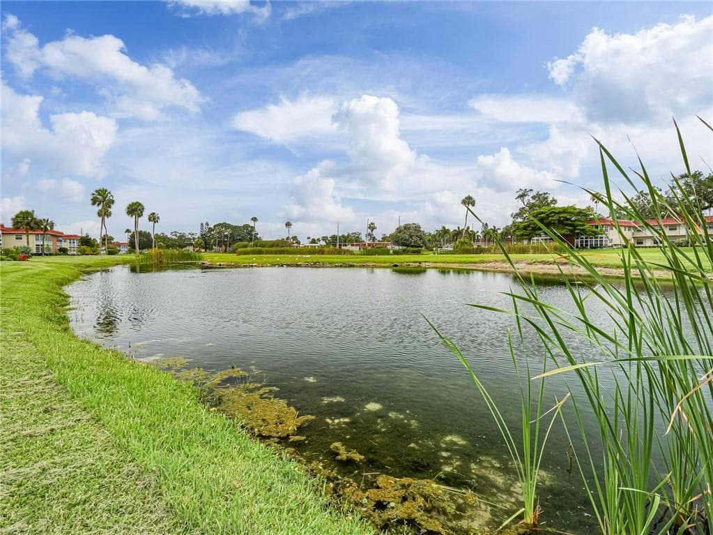 97 Spring Lake Drive 104, Vero Beach, FL 32962 — photo 5 of 36