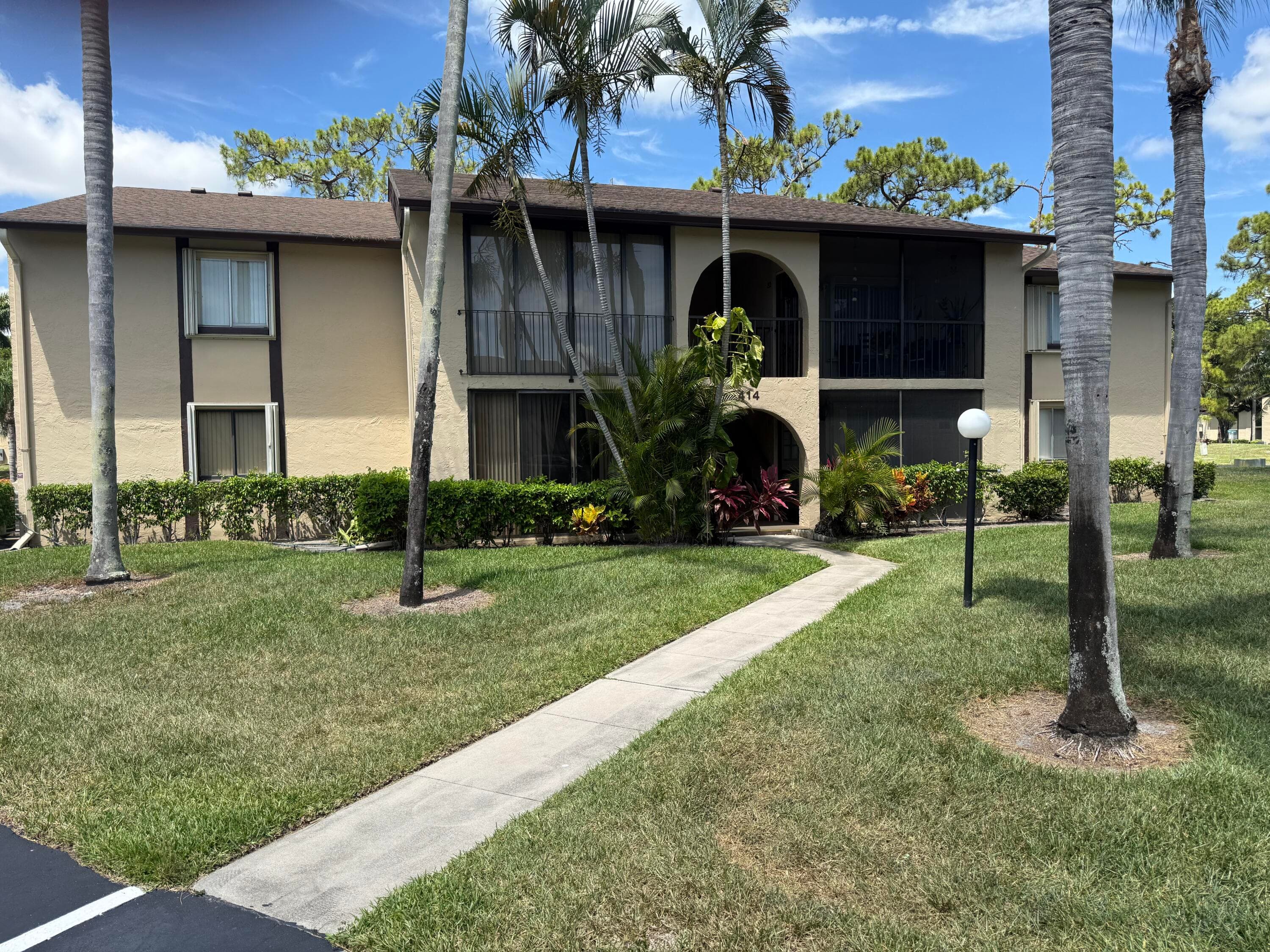414 Pine Glen Lane B-1, Greenacres, FL 33463 — photo 1 of 7