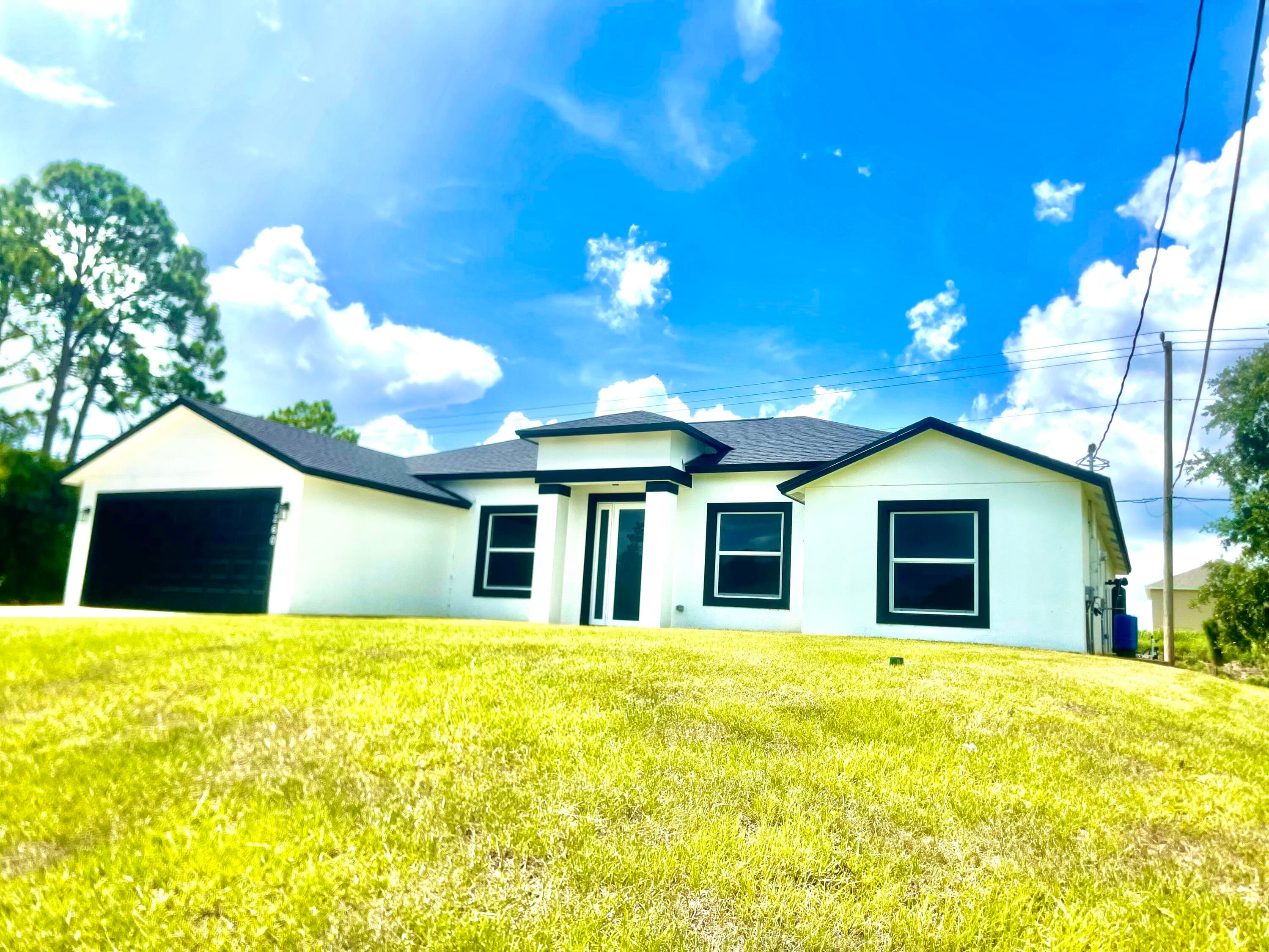 1260 Larkspur Street SE, Palm Bay, FL 32909 — photo 3 of 20