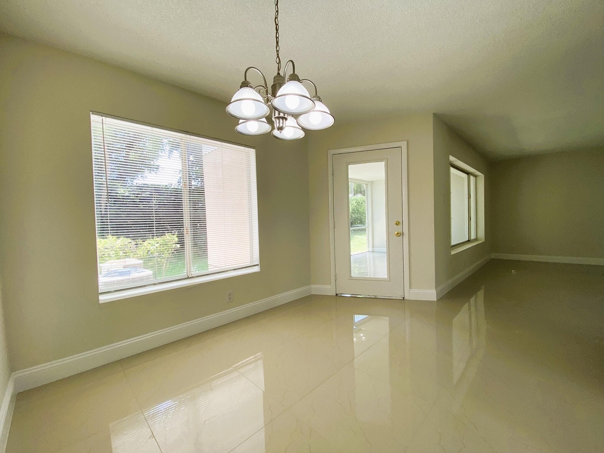 815 W Boynton Beach Boulevard 7-102, Boynton Beach, FL 33426 — photo 11 of 36