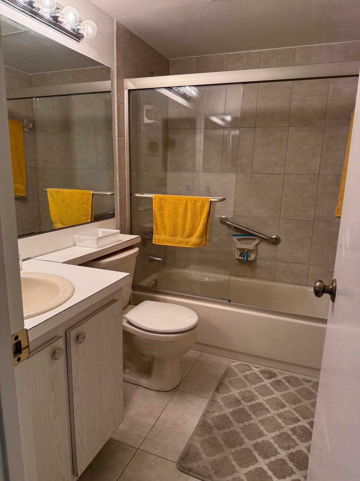 133 Lake Pine Circle B-1, Greenacres, FL 33463 — photo 4 of 8