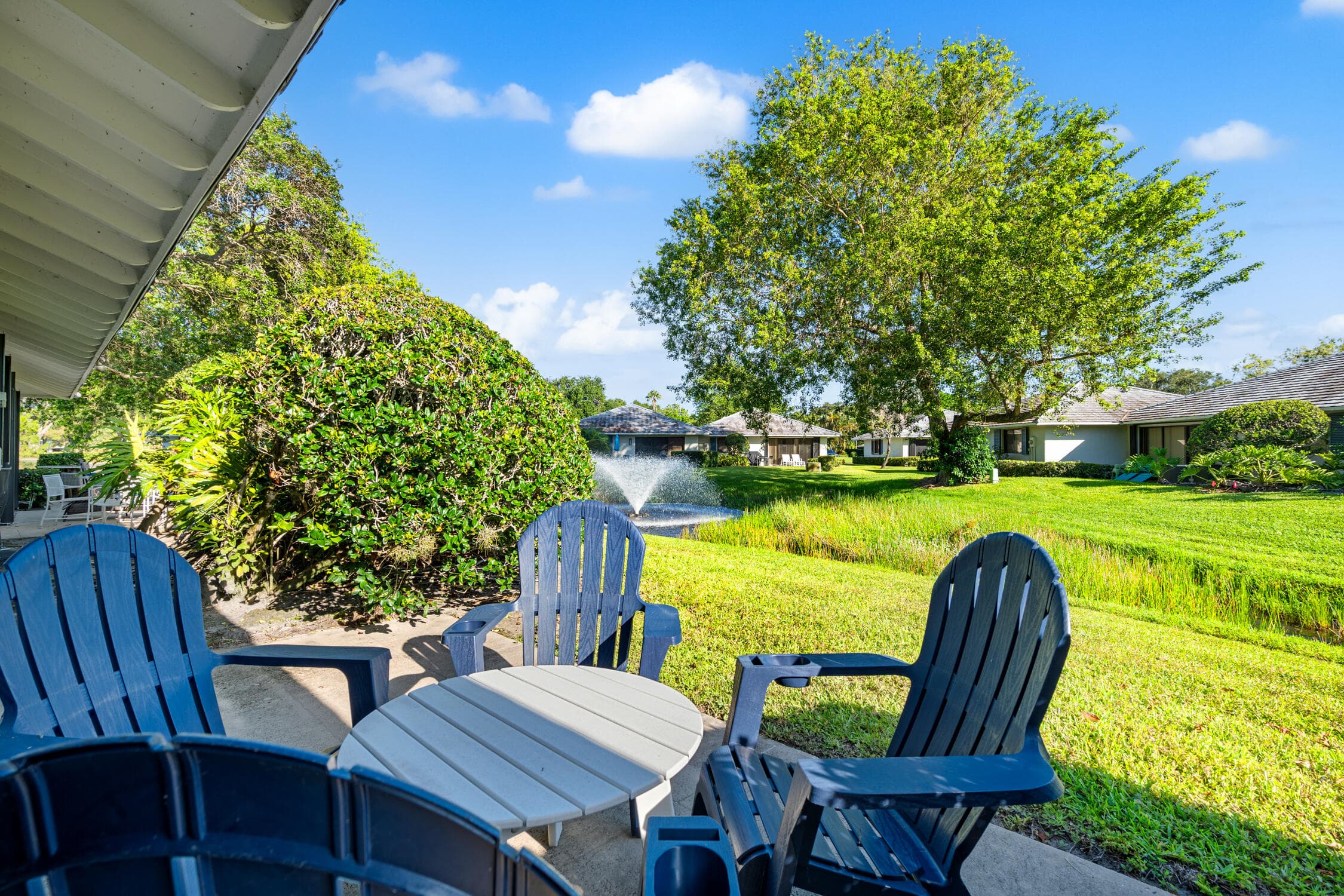 615 Club Drive, Palm Beach Gardens, FL 33418 — photo 20 of 34