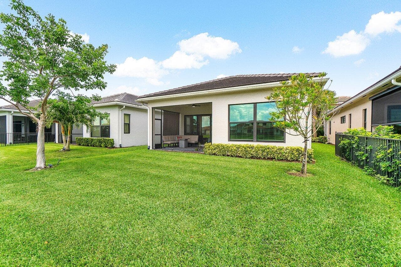 16070 Key Biscayne Lane, Westlake, FL 33470 — photo 26 of 45