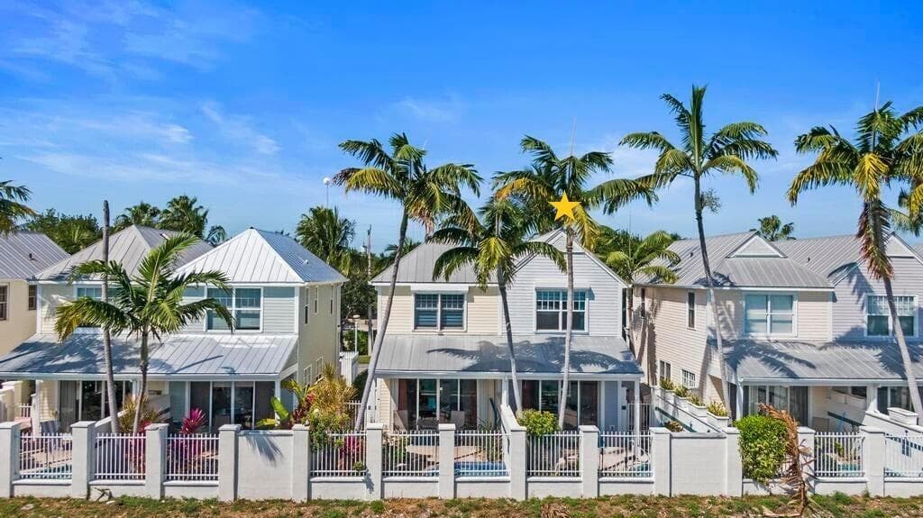 7031 Harbor Village Drive 7031, Duck Key, FL 33050 — photo 24 of 52