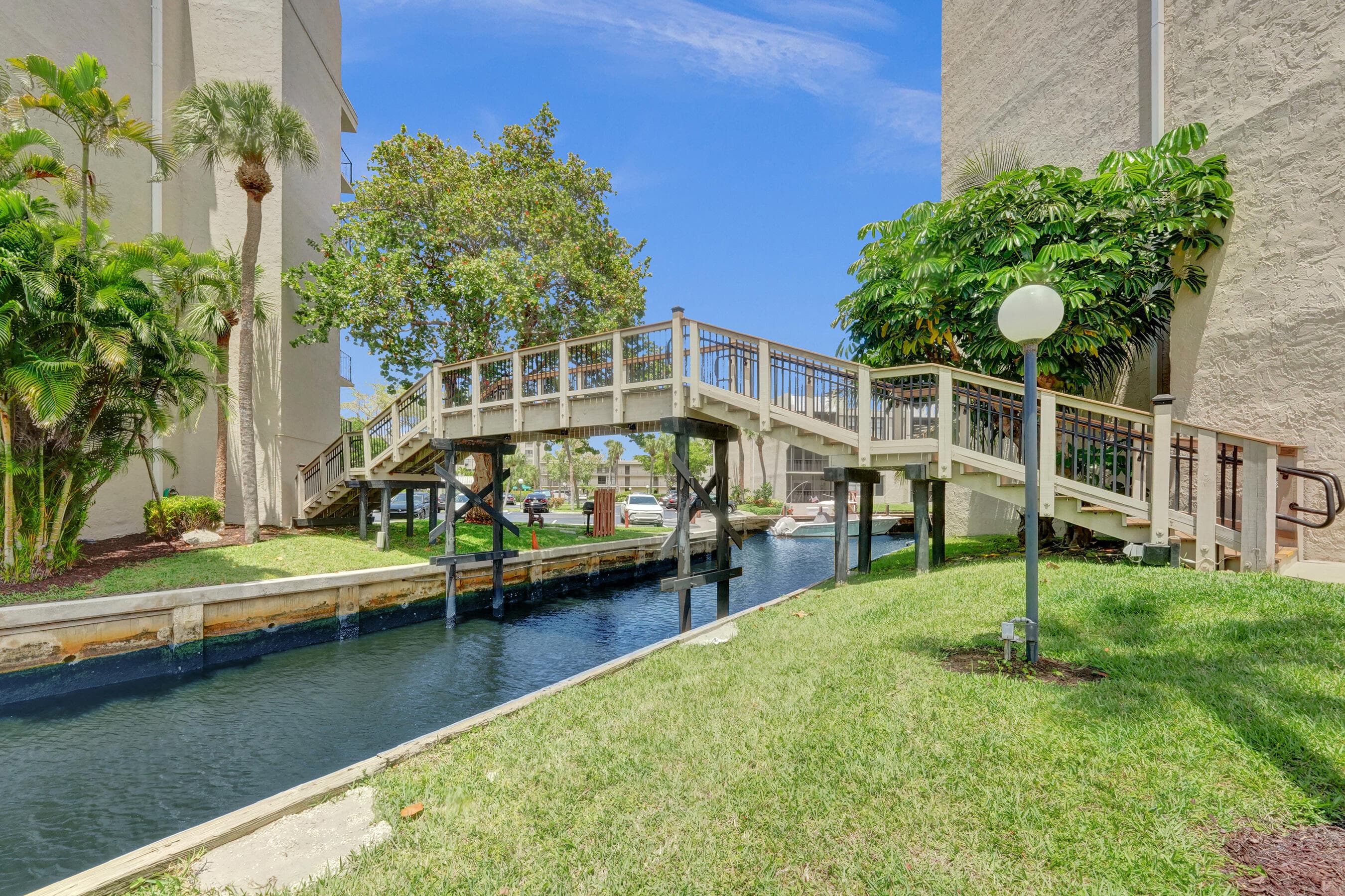 12 Royal Palm Way 6020, Boca Raton, FL 33432 — photo 40 of 71