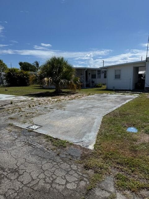 2023 St Lucie Blvd, Fort Pierce, FL 34946 — photo 4 of 10