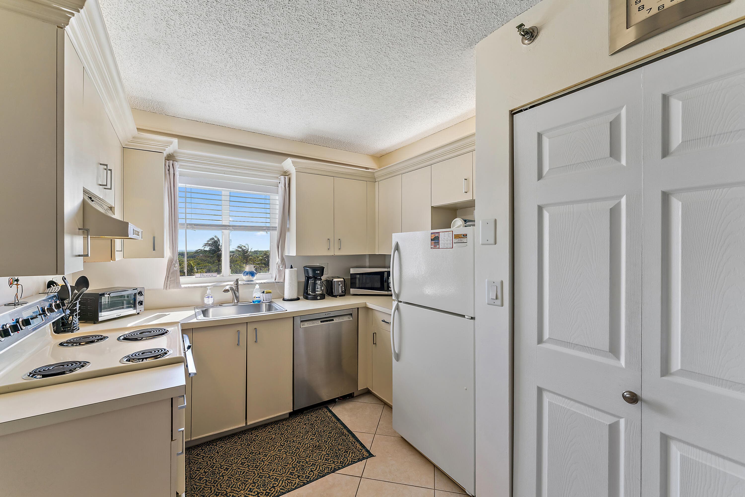 275 Palm Avenue C503, Jupiter, FL 33477 — photo 6 of 10