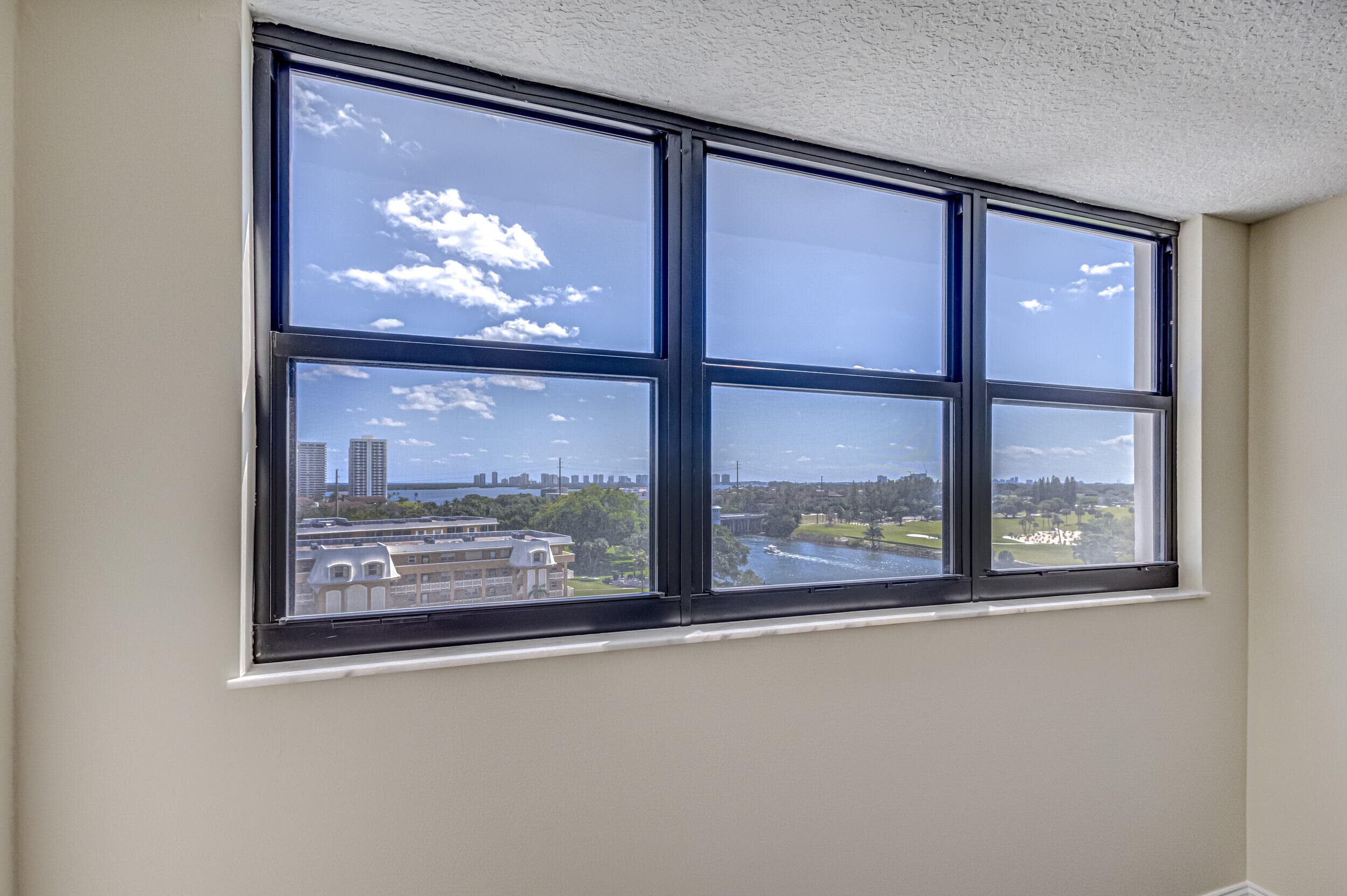 336 Golfview Road 905, North Palm Beach, FL 33408 — photo 31 of 51