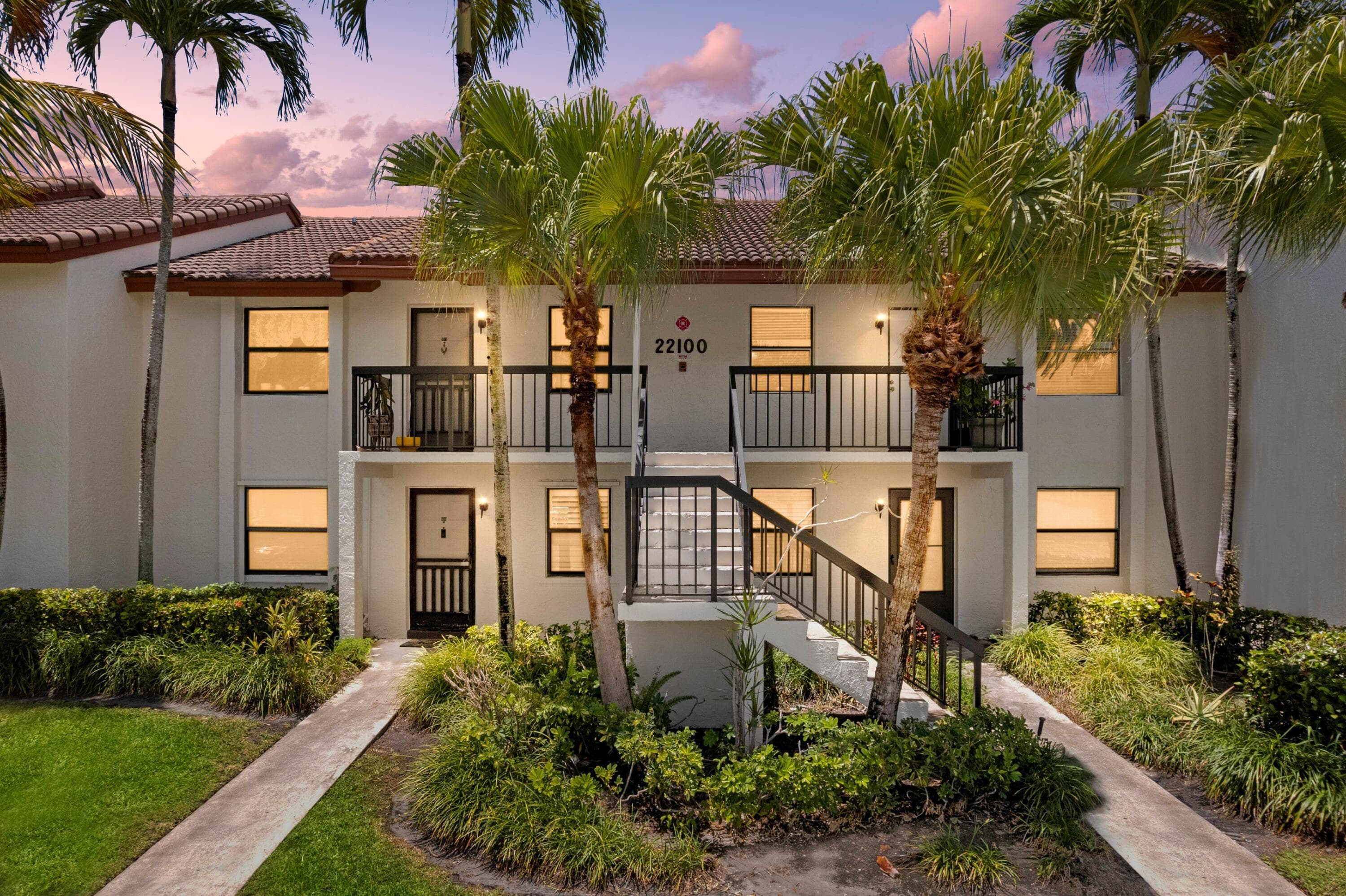 22100 Palms Way 204, Boca Raton, FL 33433 — photo 1 of 32