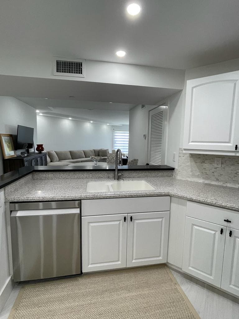 3870 N Hwy A1a 102, Hutchinson Island, FL 34949 — photo 12 of 28