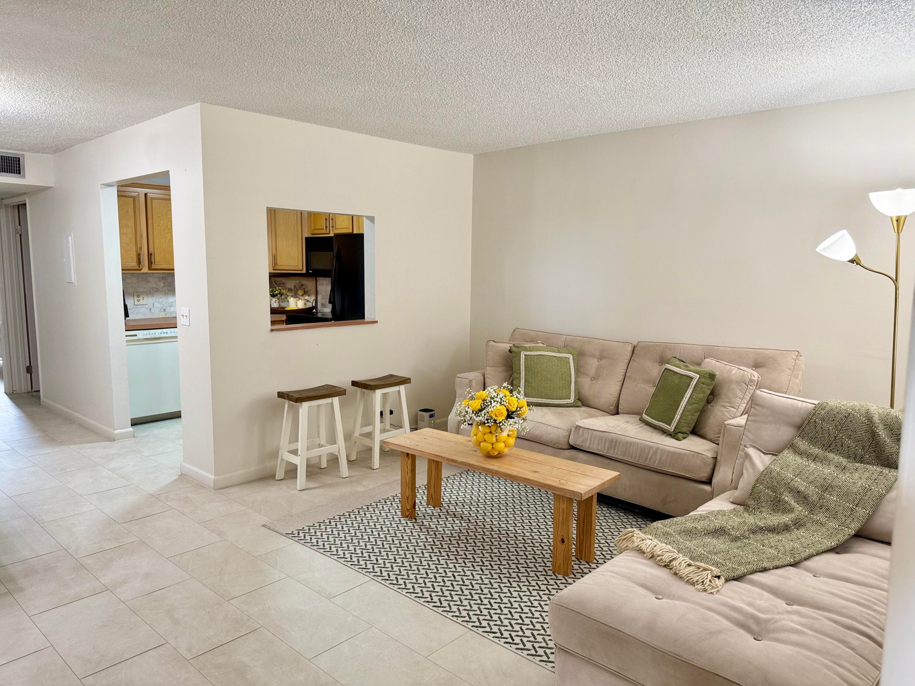 200 Village Green Circle E 310, Palm Springs, FL 33461 — photo 4 of 17