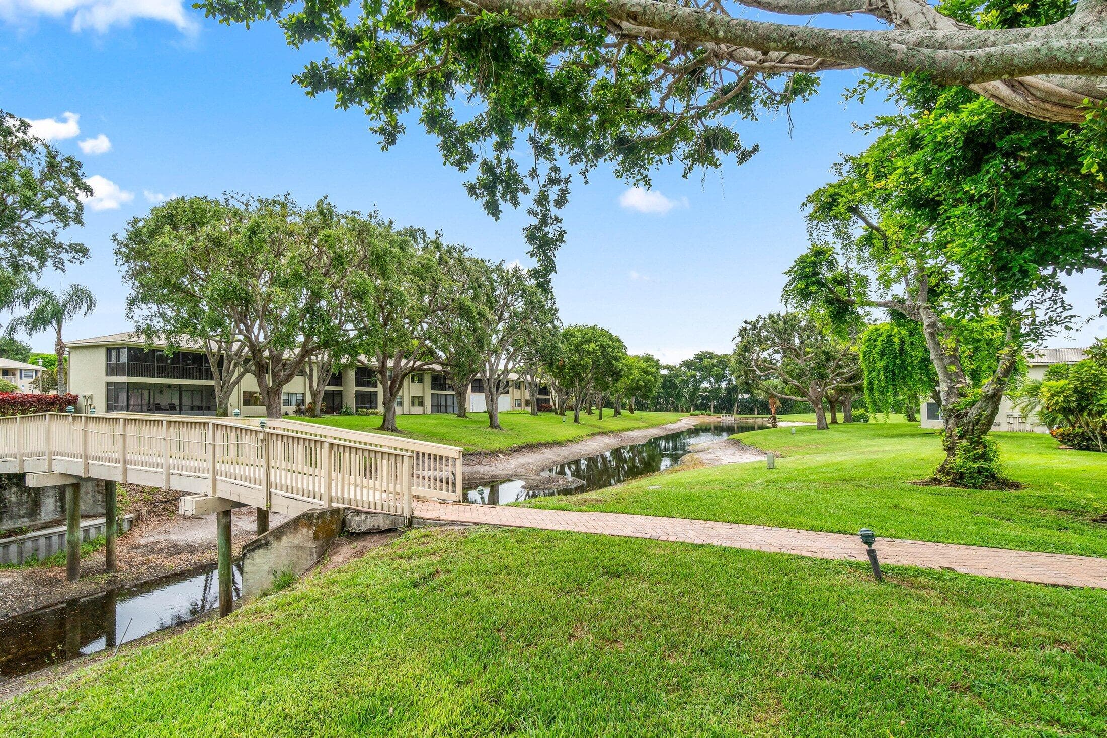 31 Stratford Lane C, Boynton Beach, FL 33436 — photo 2 of 58