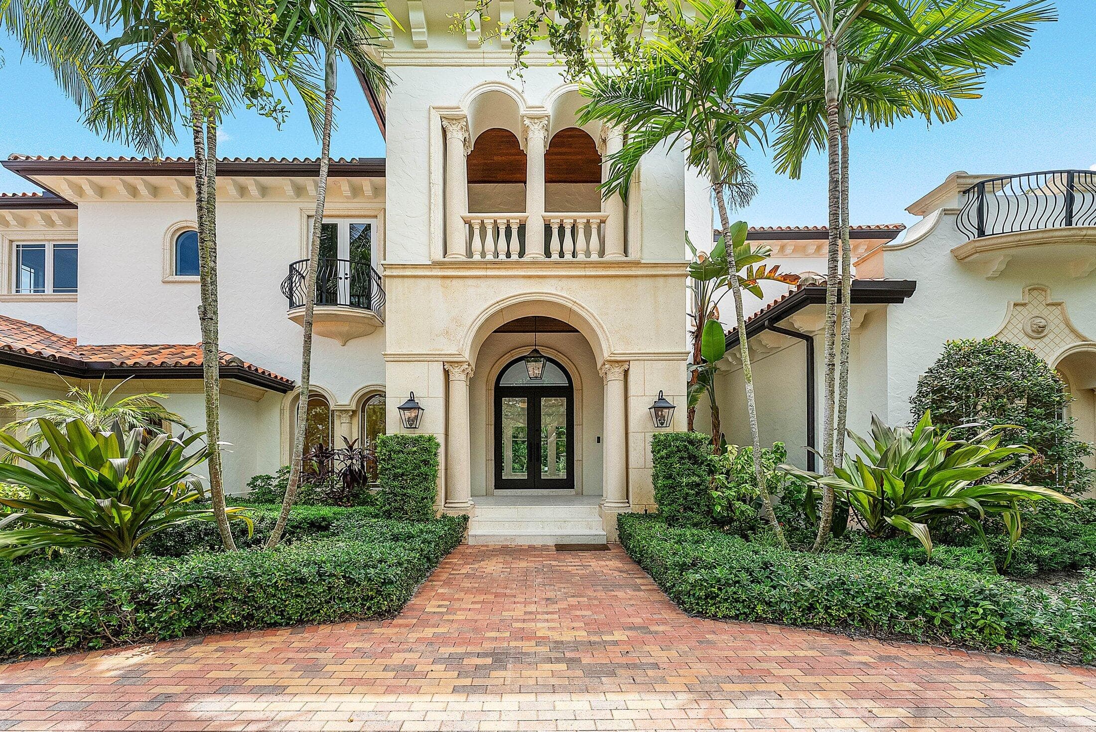 2002 NW 4th Avenue, Delray Beach, FL 33444 — photo 2 of 120