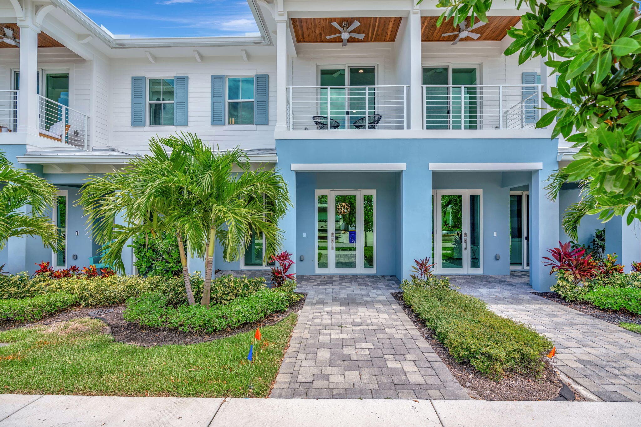 4680 SE Manatee Way, Stuart, FL 34997 — photo 1 of 34