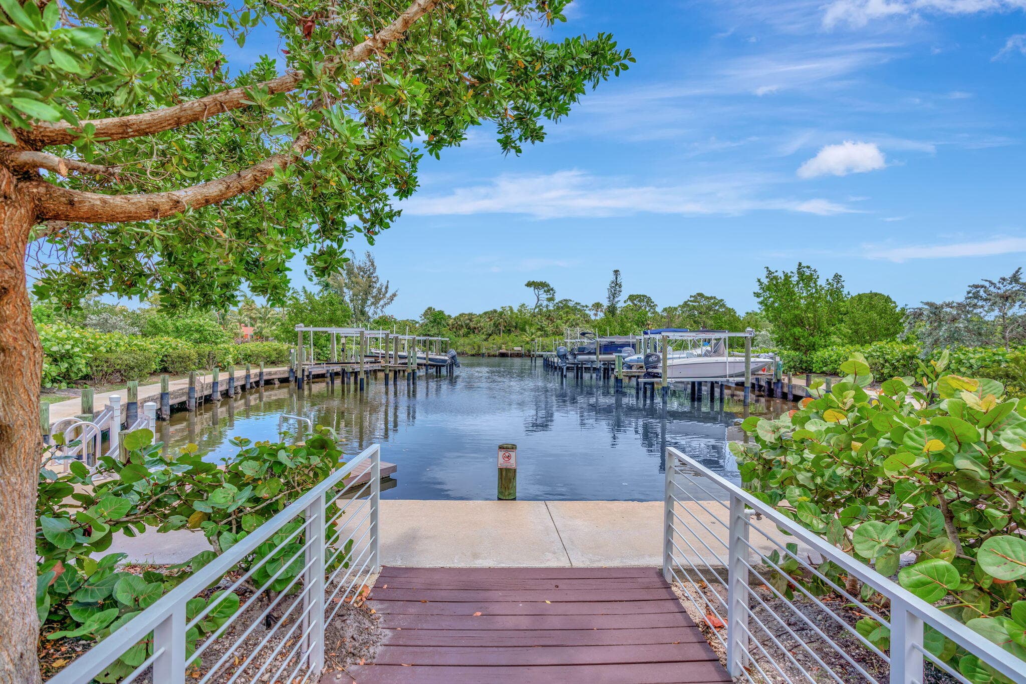 4680 SE Manatee Way, Stuart, FL 34997 — photo 27 of 31