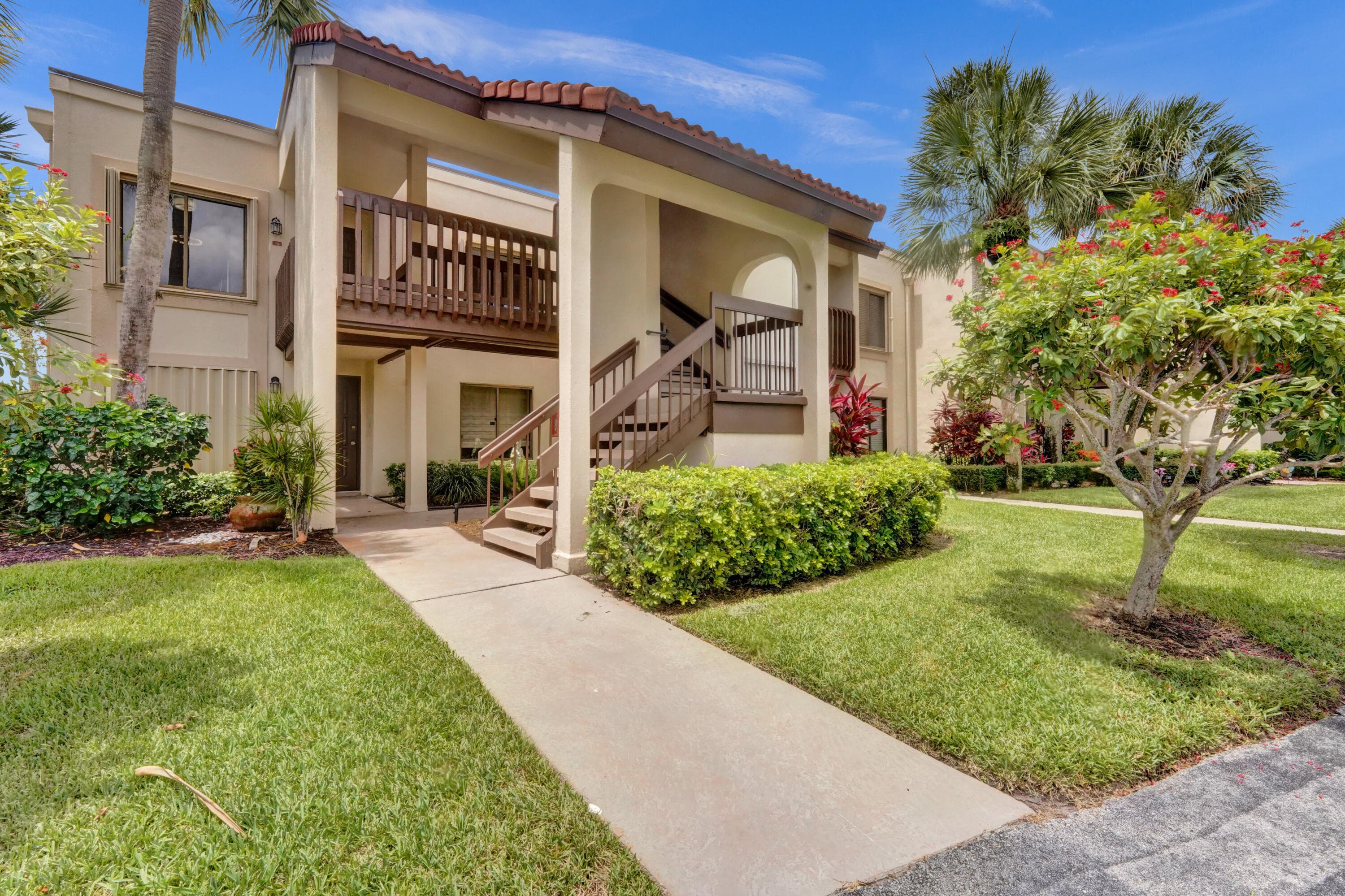 5306 Cedar Lake Drive 201, Boynton Beach, FL 33437 — photo 1 of 60