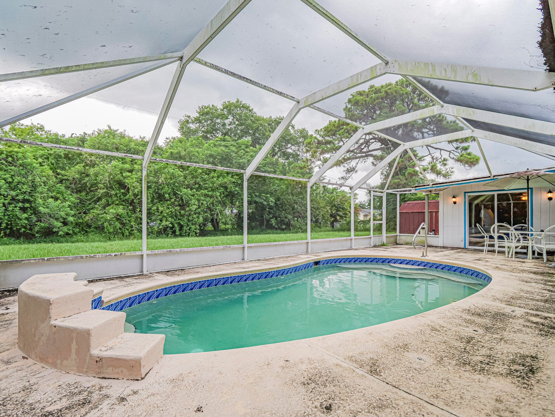 2185 32nd Avenue, Vero Beach, FL 32960 — photo 3 of 28