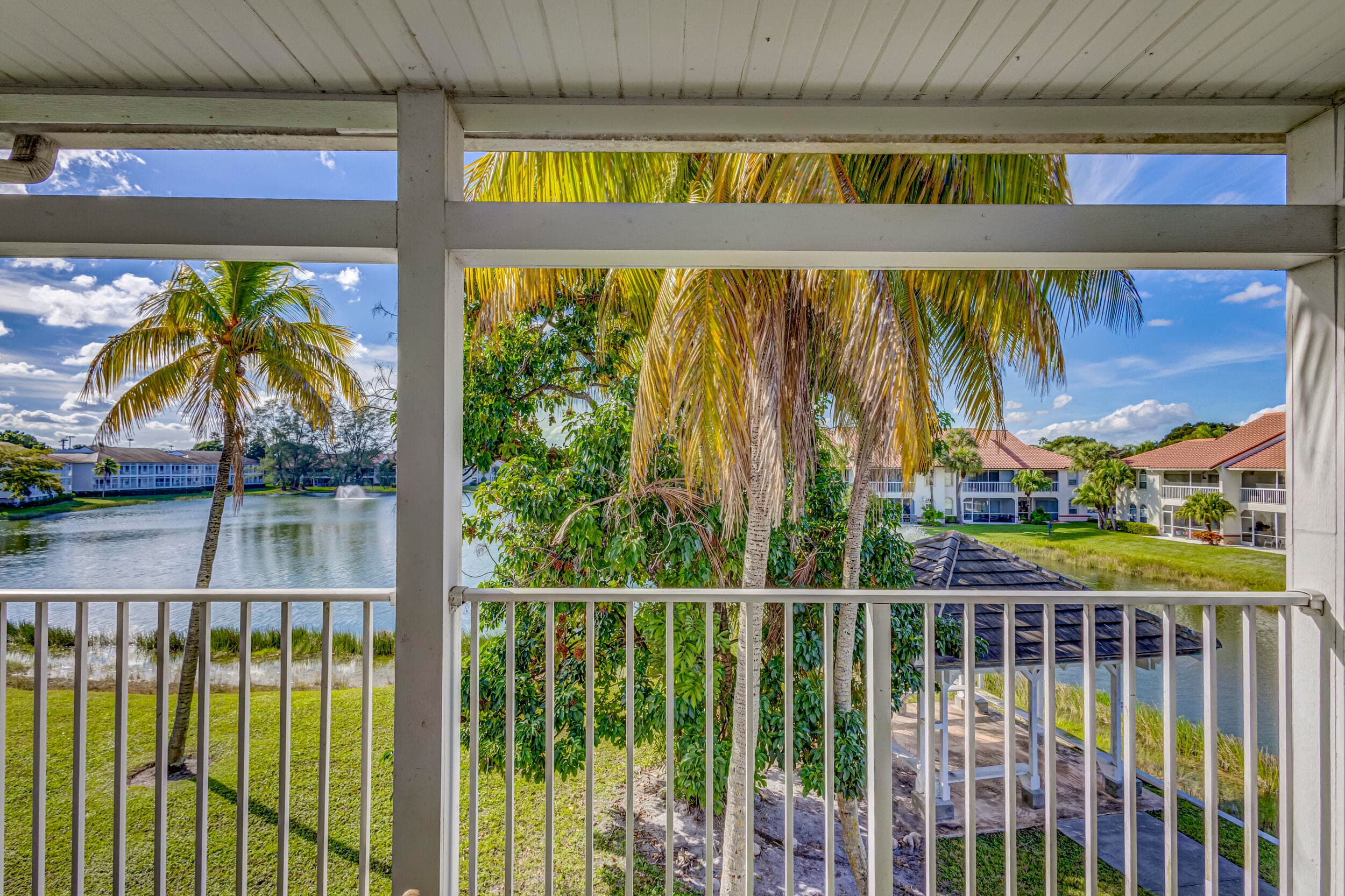 296 Cypress Point Drive, Palm Beach Gardens, FL 33418 — photo 34 of 75