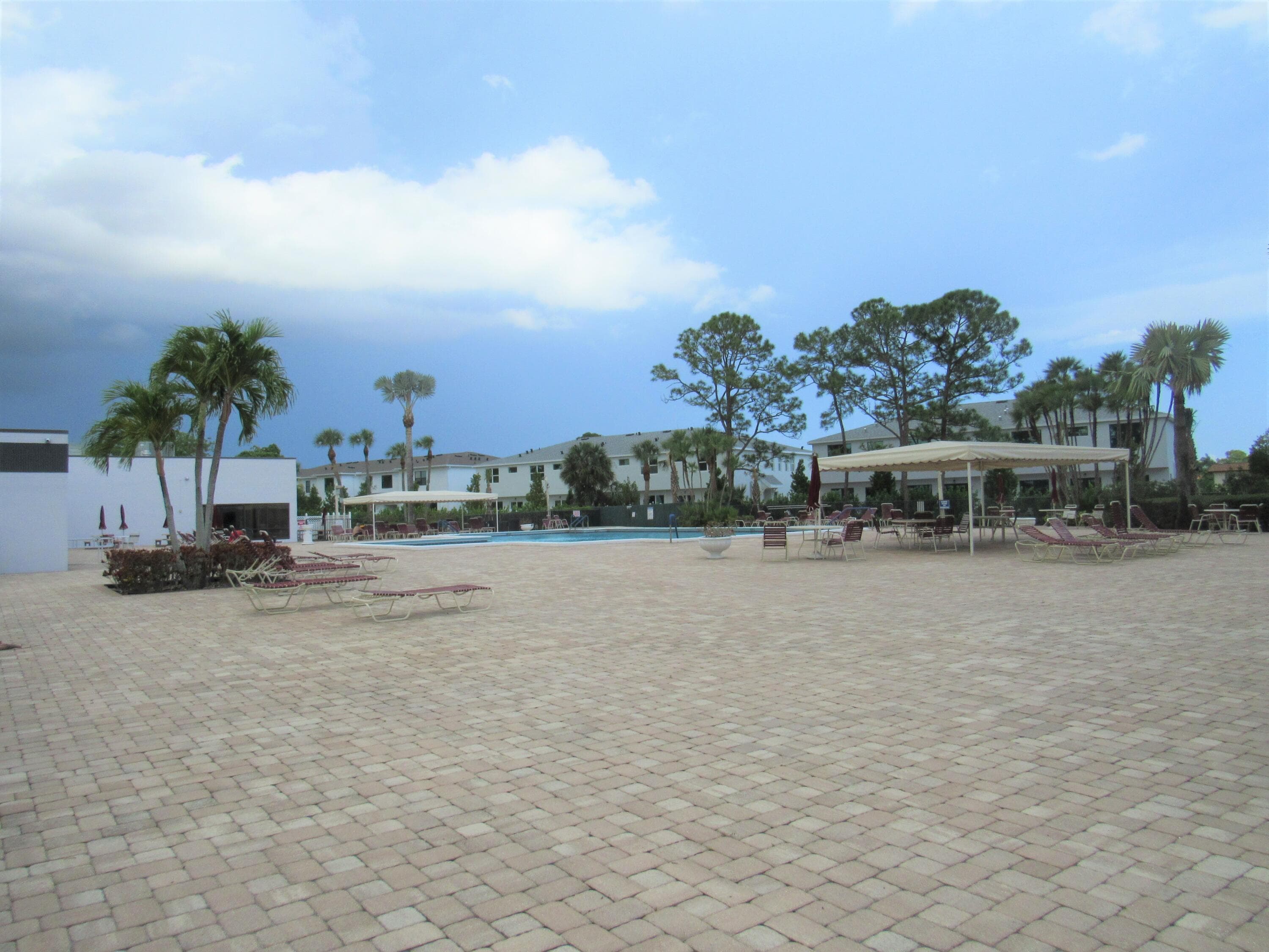 4640 Lucerne Lakes Boulevard 206, Lake Worth, FL 33467 — photo 39 of 42