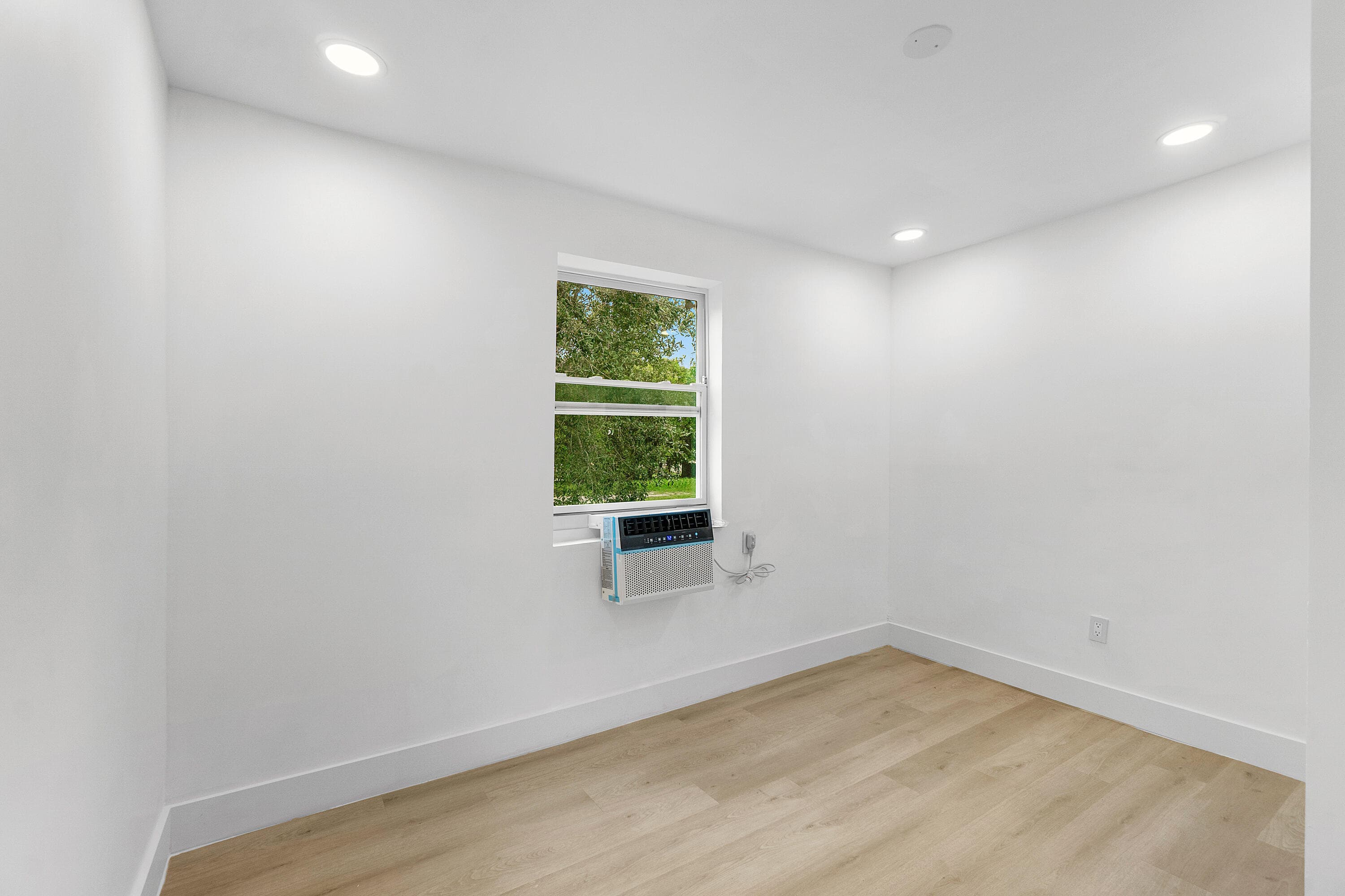 114 NW 10th Avenue, Delray Beach, FL 33444 — photo 14 of 33