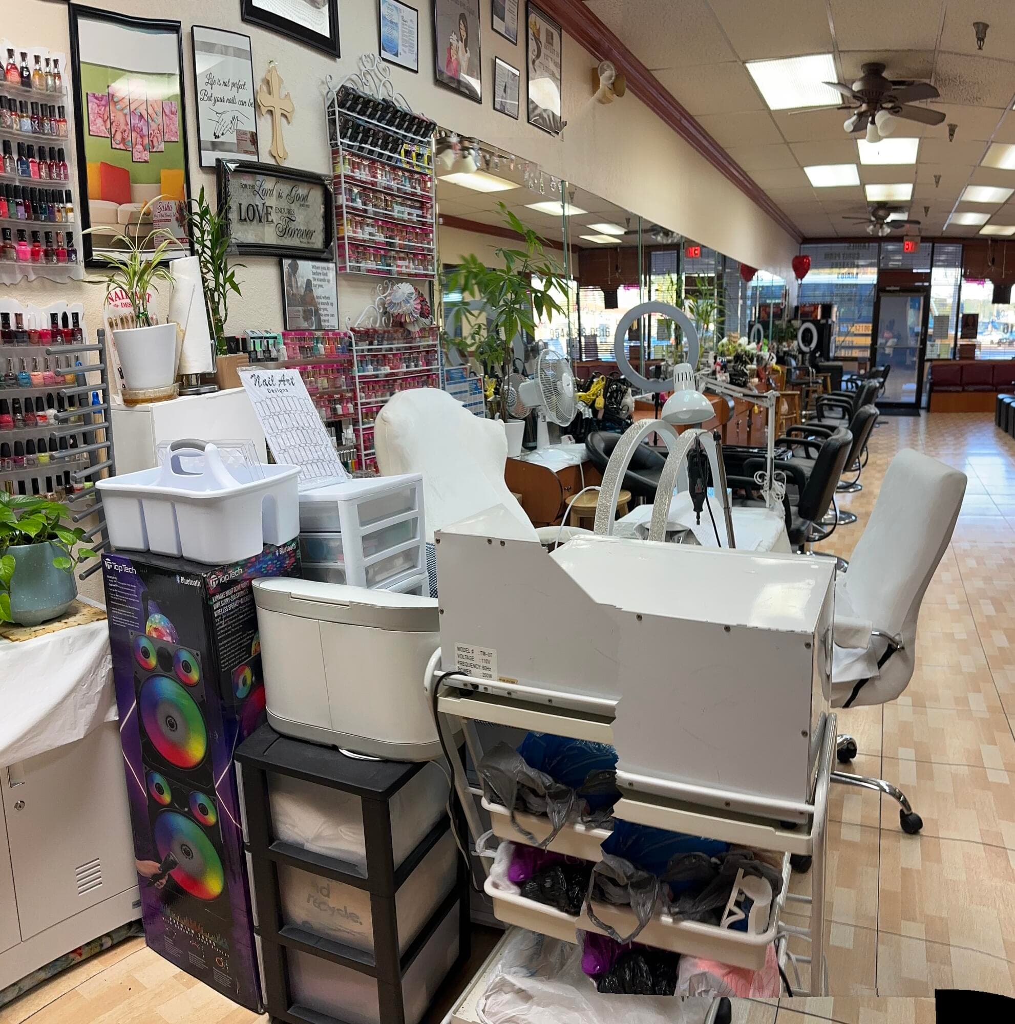 Business in Miramar — photo 8 of 10