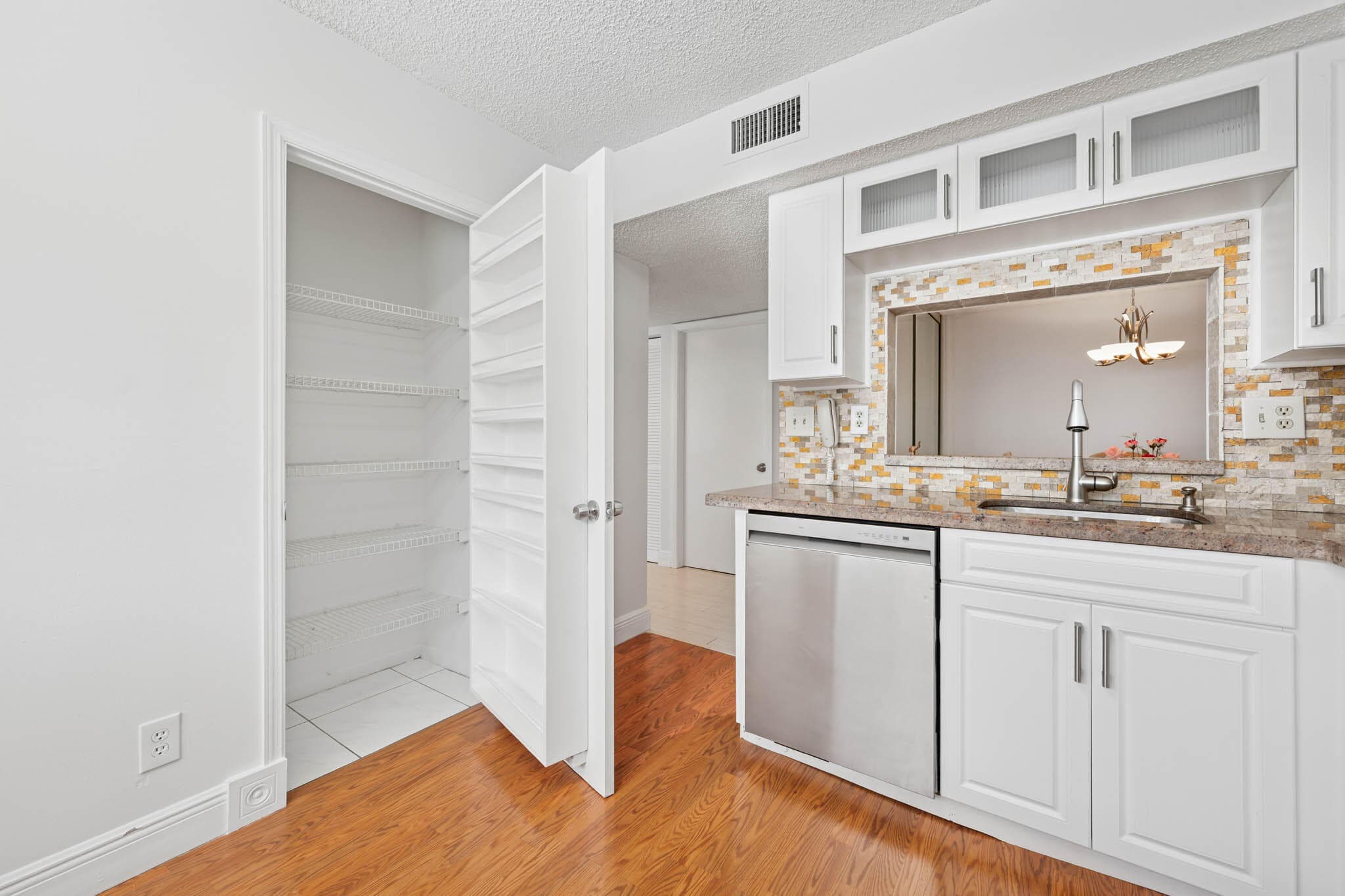 15450 E Pembridge Avenue E 192, Delray Beach, FL 33484 — photo 7 of 31