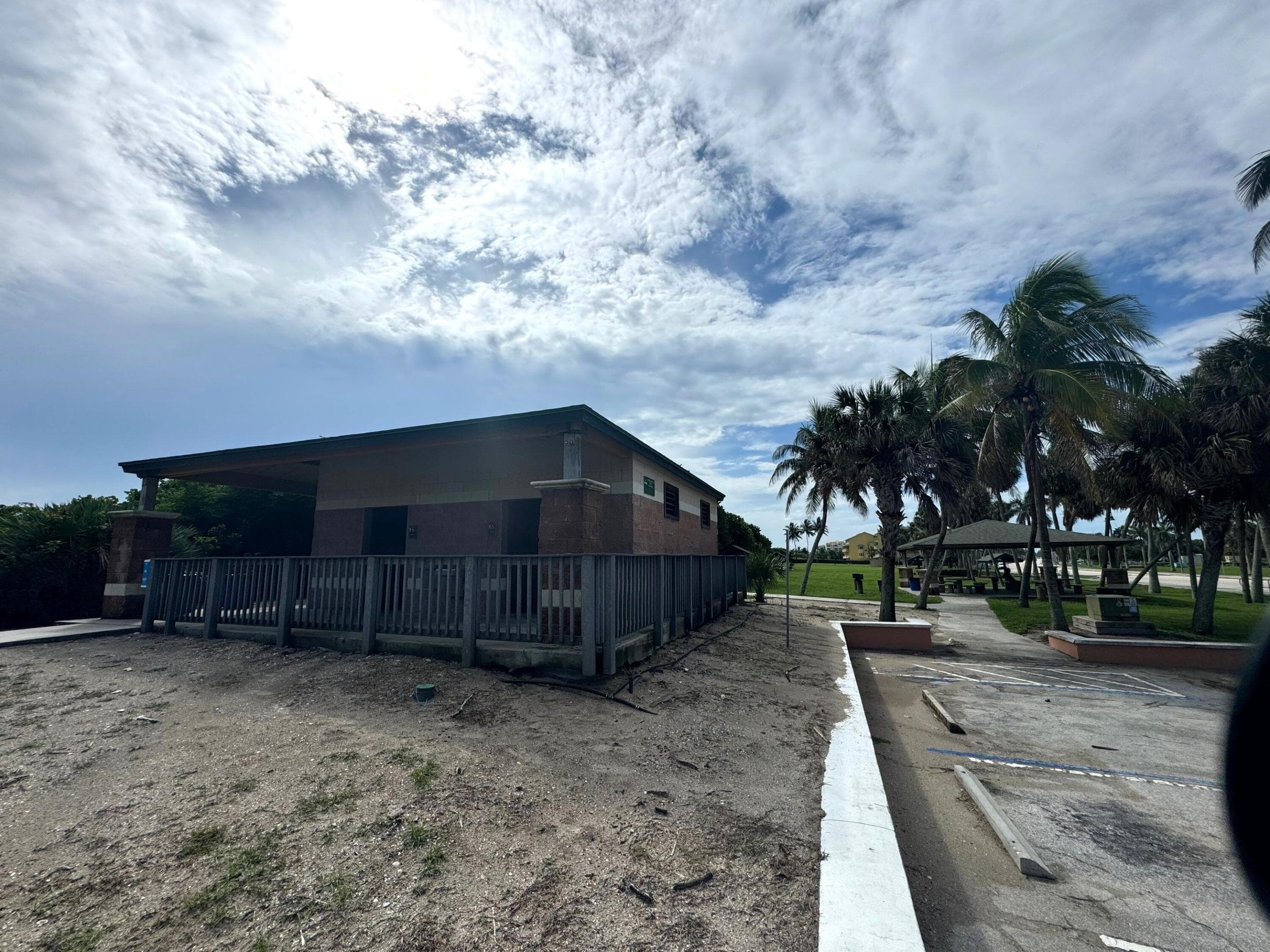 1115 S Ocean Drive 3, Fort Pierce, FL 34949 — photo 35 of 47