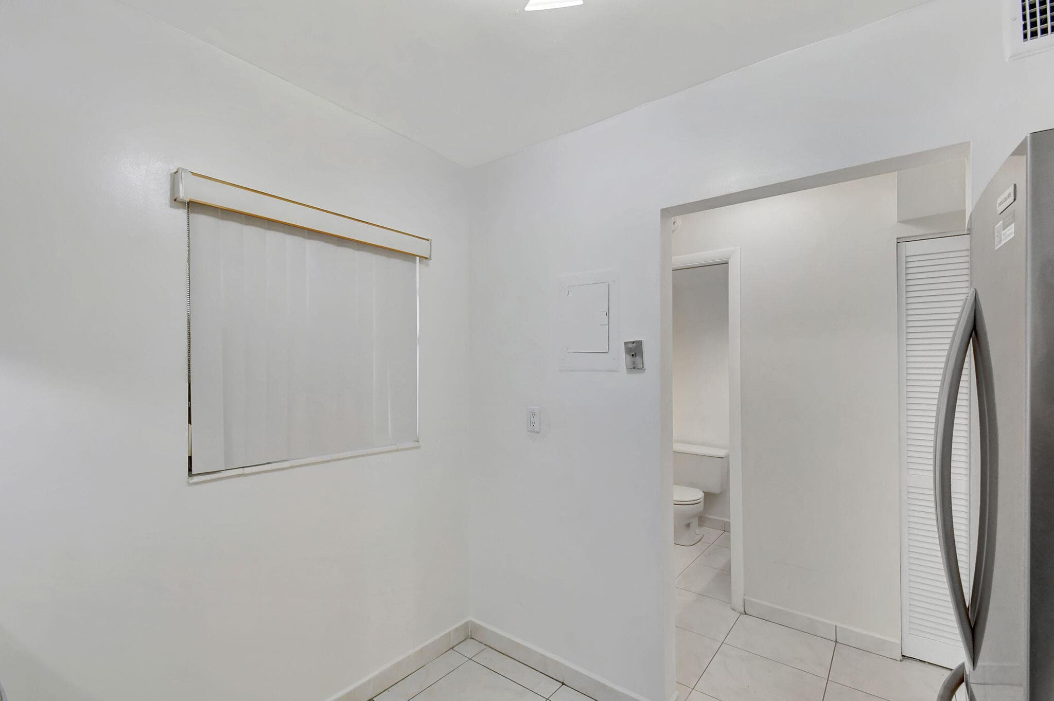 3090 NW 46th Avenue 105c, Lauderdale Lakes, FL 33313 — photo 27 of 42