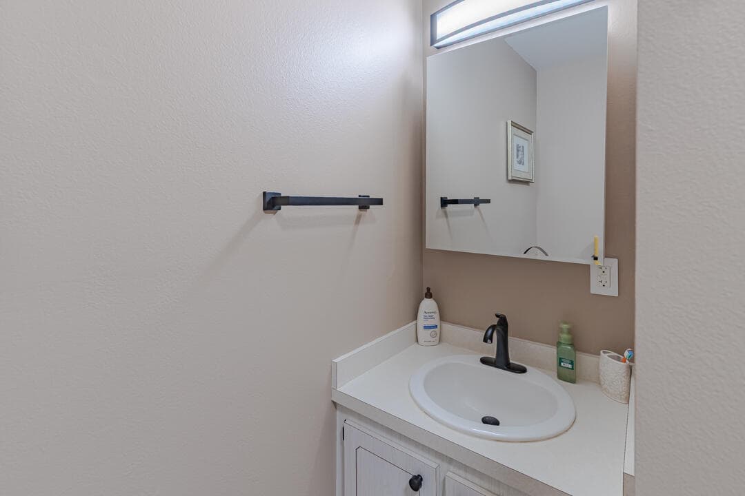2929 SE Ocean Boulevard 117-10, Stuart, FL 34996 — photo 16 of 32