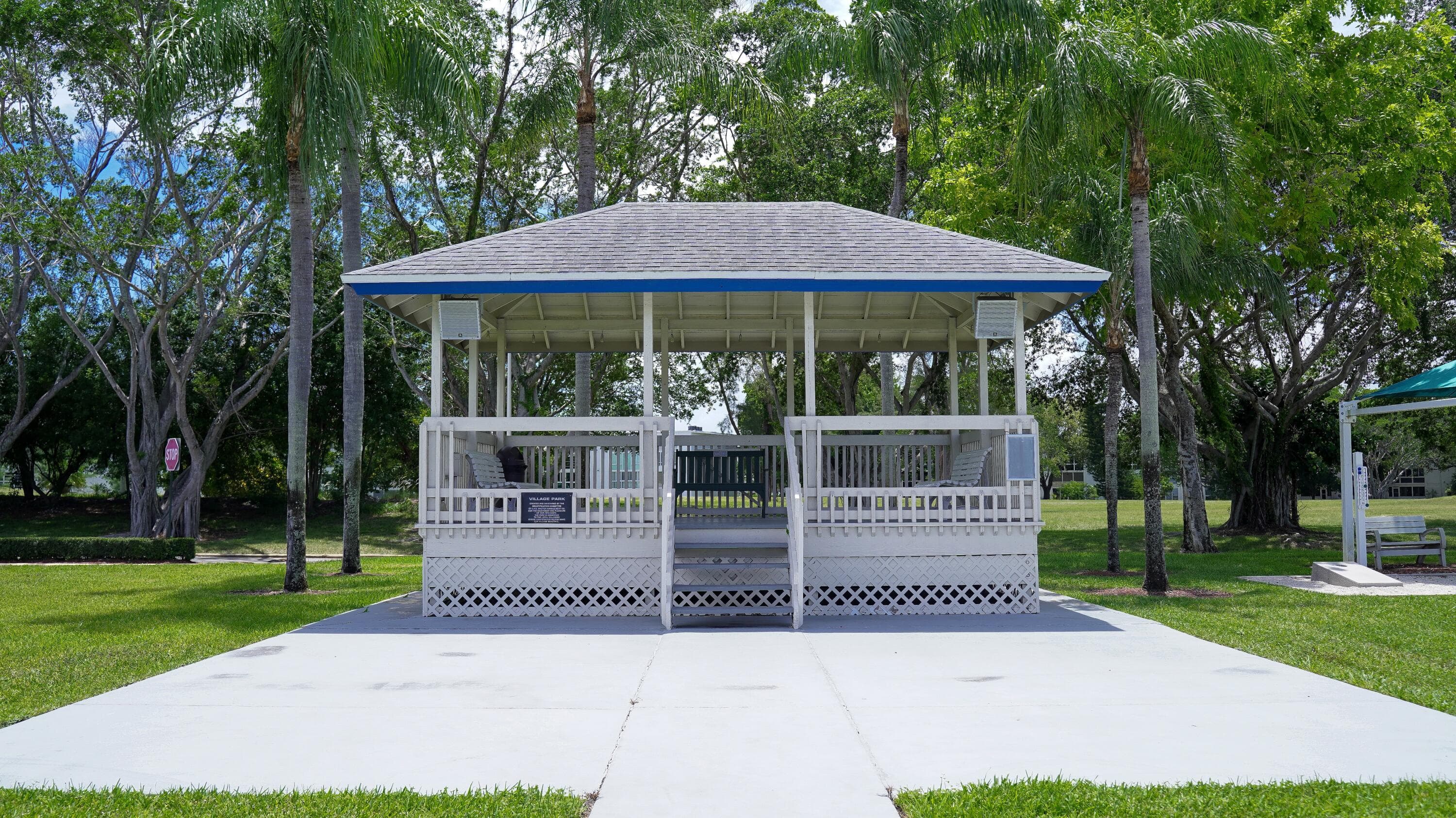 38 Keswick B, Deerfield Beach, FL 33442 — photo 27 of 28