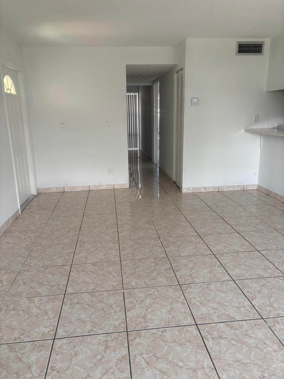 2075 NW 46th Avenue I102, Lauderhill, FL 33313 — photo 3 of 4